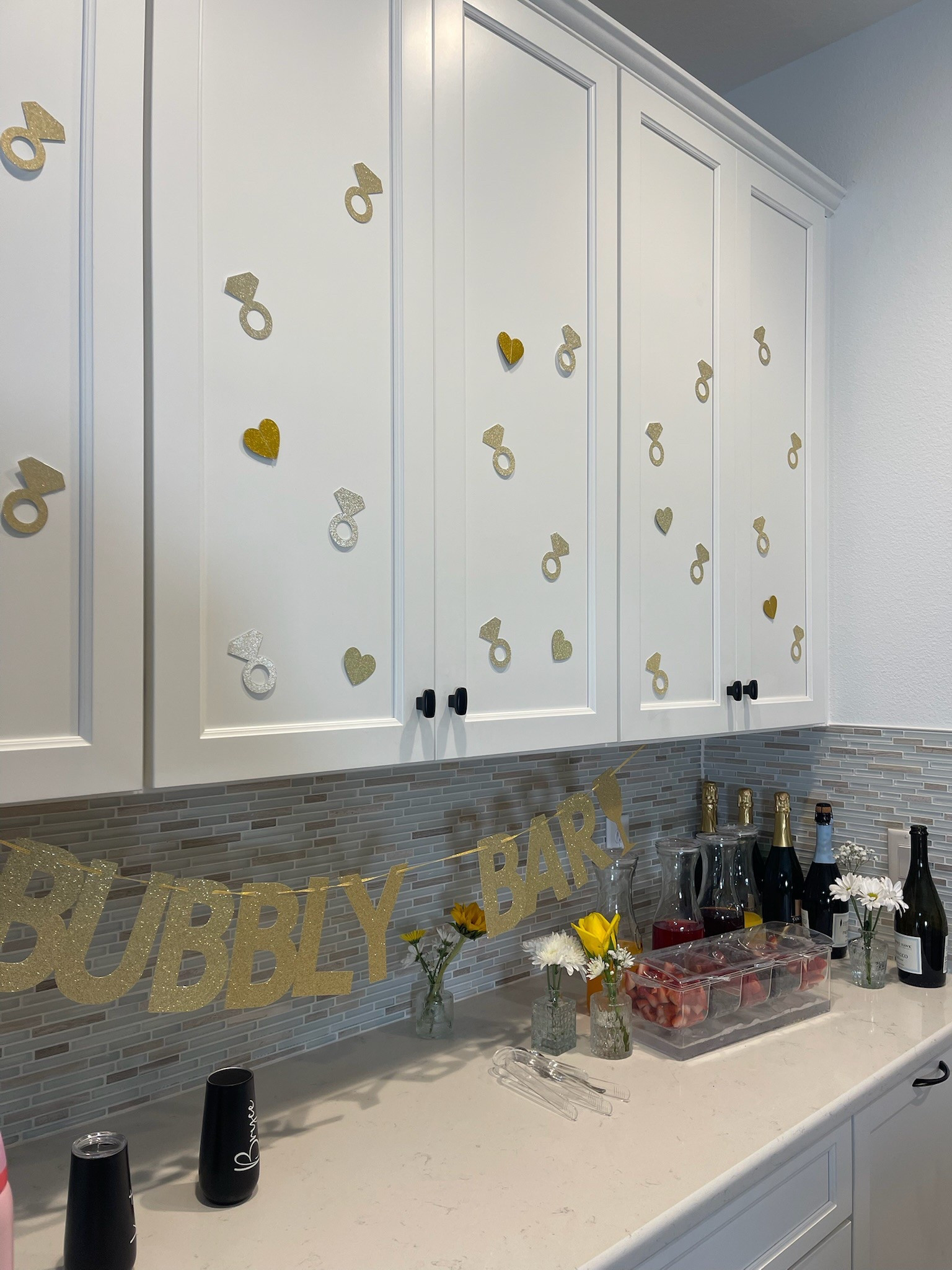 BUBBLY BAR decor and signage for your wedding morning 💍🤍🥂

#LTKParties #LTKWedding
