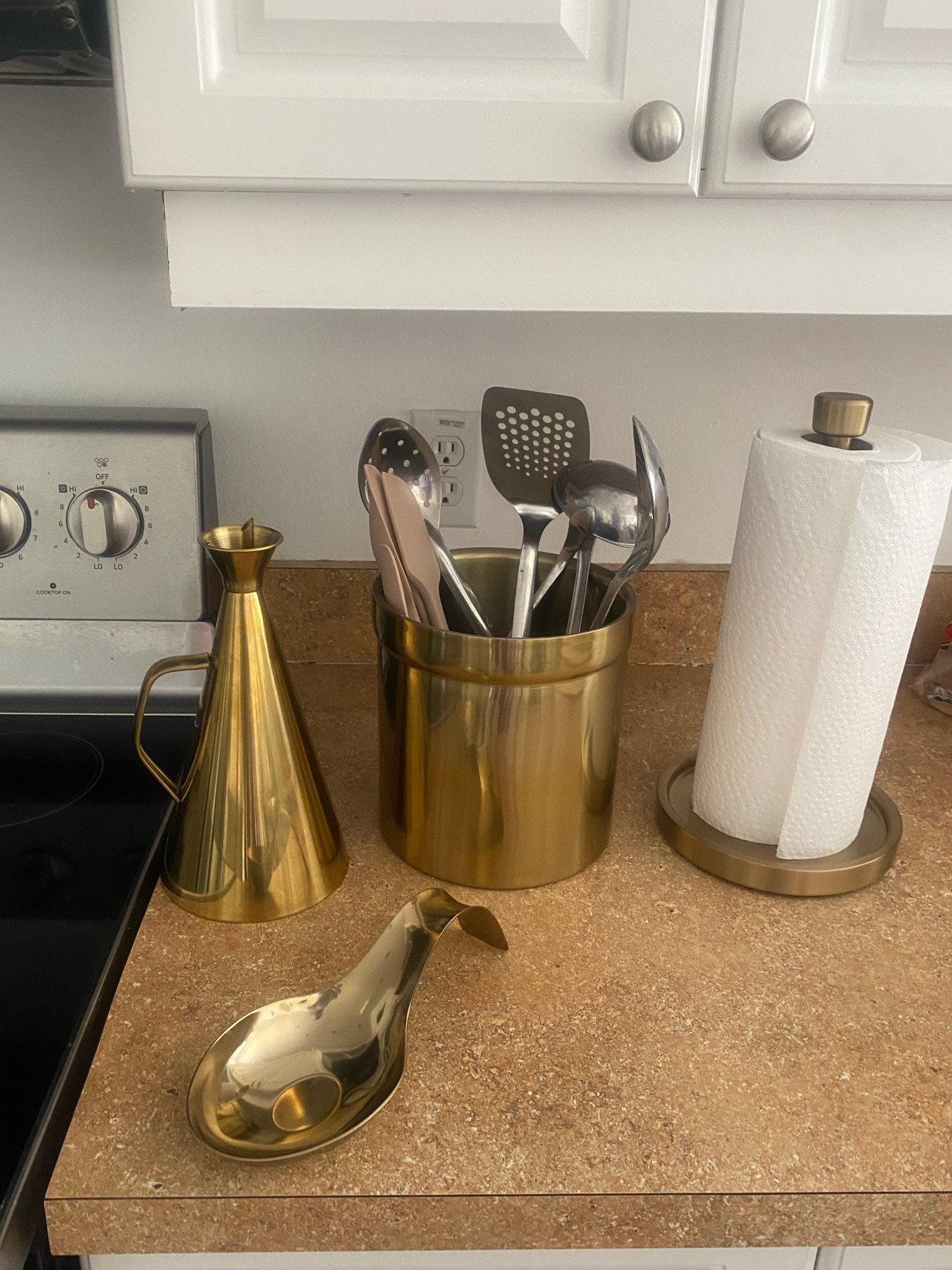 Gold Kitchen 



#LTKHoliday #LTKSeasonal #LTKCyberweek