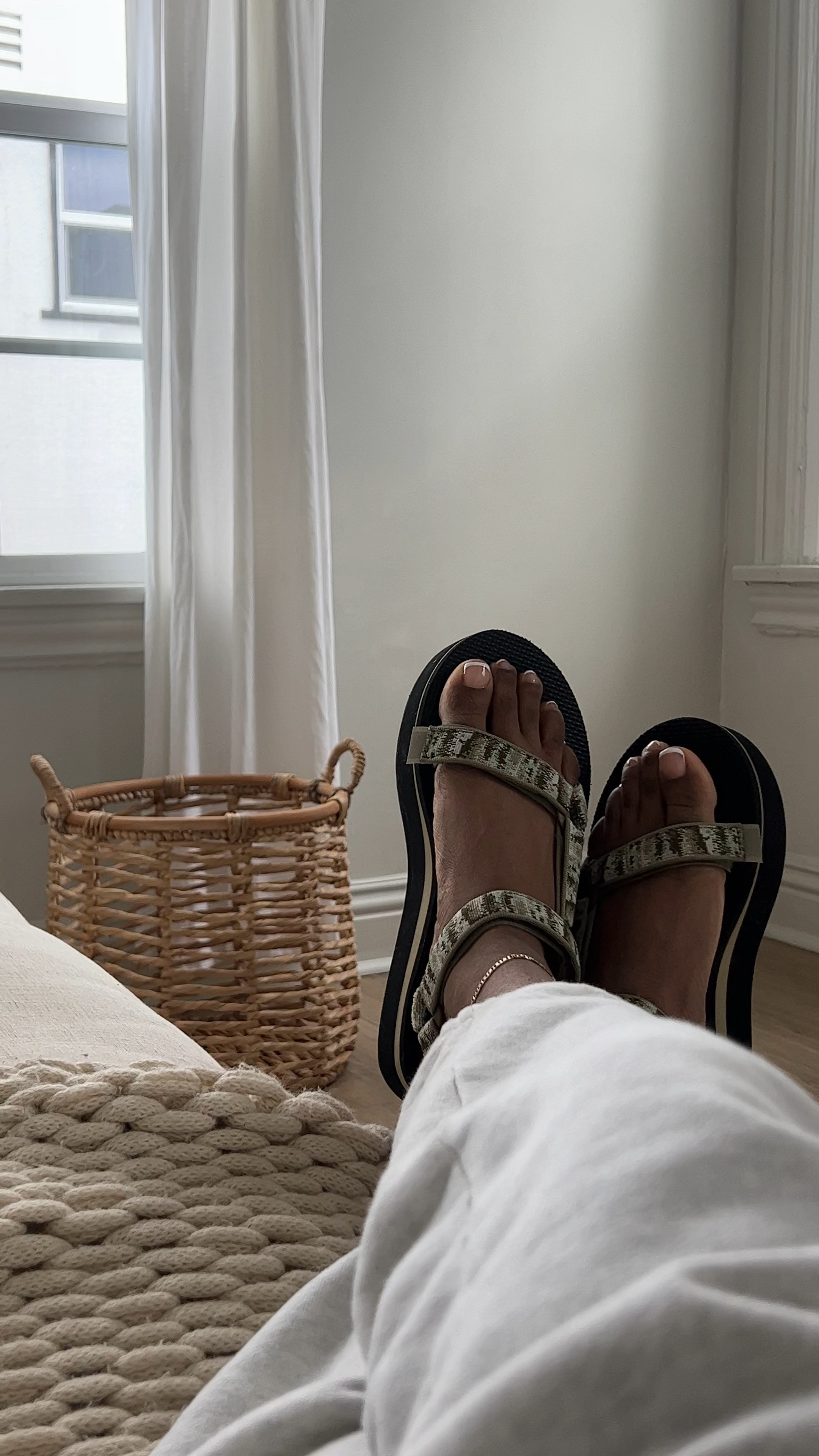 obsessed with my new universal flat form Teva’s in the color ‘Iridescence Olive’ that i scored at Nordstrom Rack for only $36.97 🤩. the cutest and comfiest sandals to run errands in this summer! 

size: 9

#LTKunder50 #LTKshoecrush #LTKfit