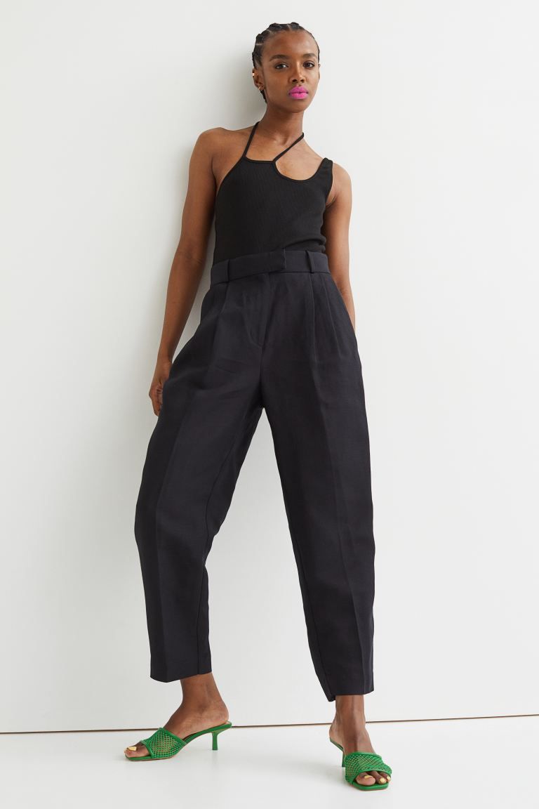 Ankle-length trousers in woven fabric. High waist with pleats at the front and covered elasticati... | H&M (UK, MY, IN, SG, PH, TW, HK)