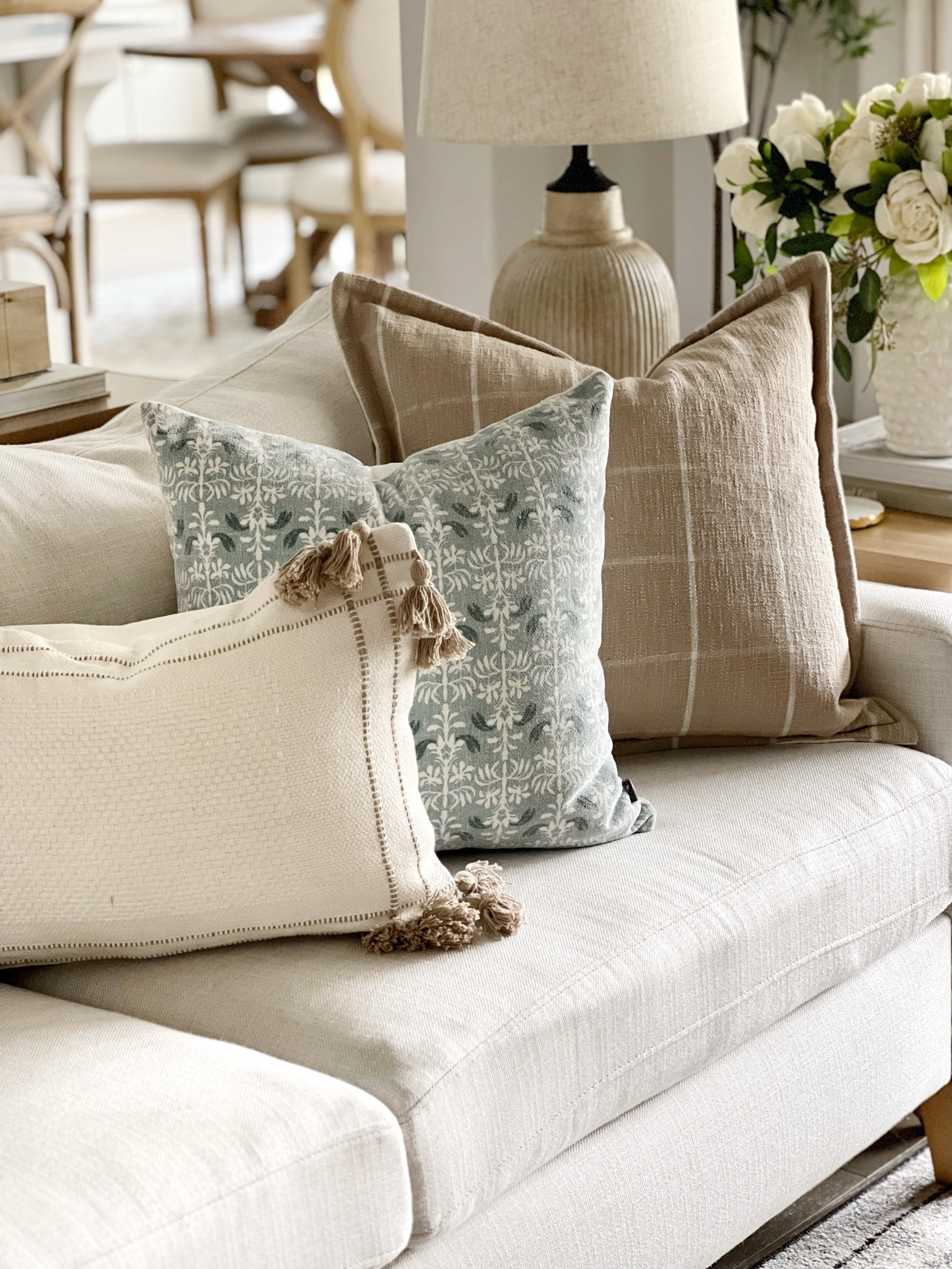 New spring pillows from Walmart 

#LTKhome #LTKSeasonal #LTKFind