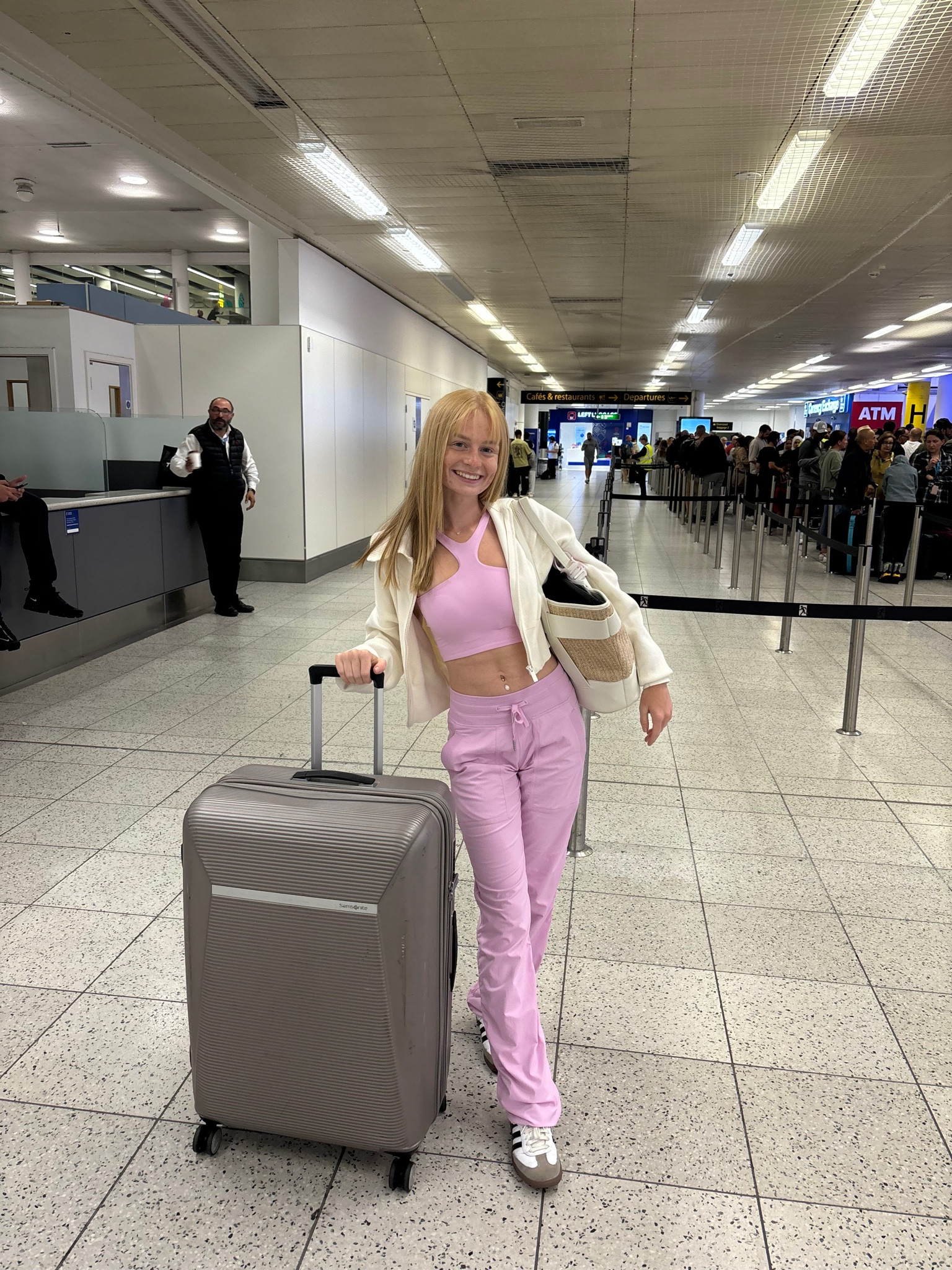 Airport outfit ✈️

Top & trousers Lululemon, Alo Yoga jacket and Adidas Sambas 💕

#LTKtravel #LTKstyletip #LTKuk