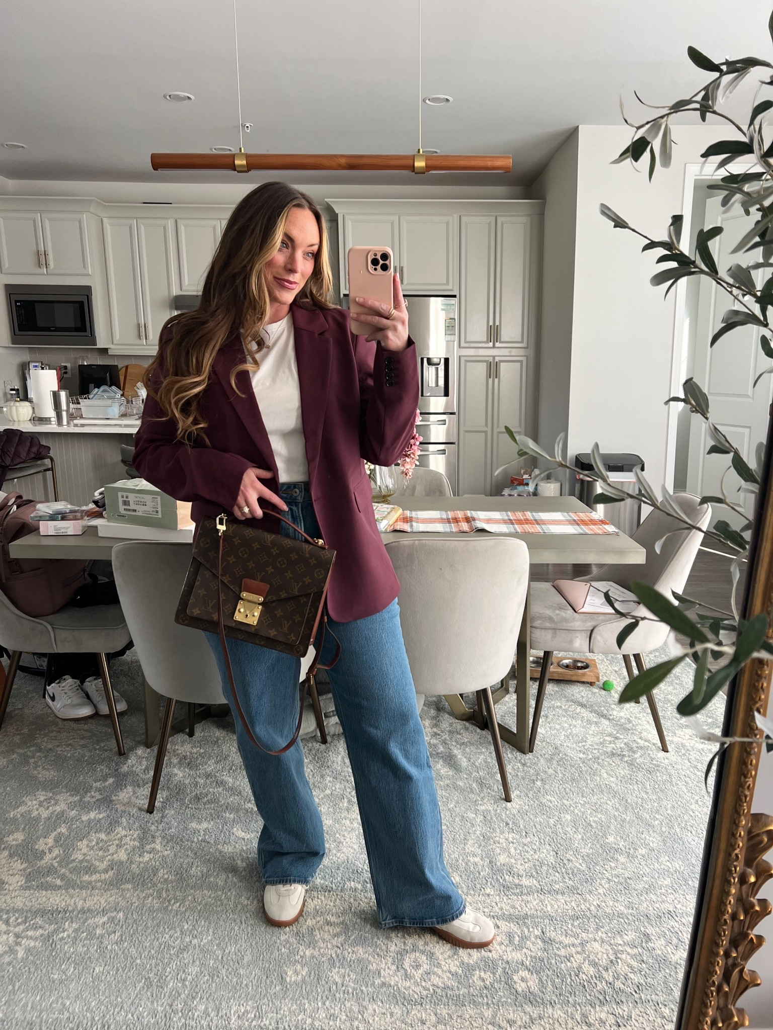 Blazer and sneakers outfit ❤️

#LTKFindsUnder100 #LTKMidsize #LTKSeasonal