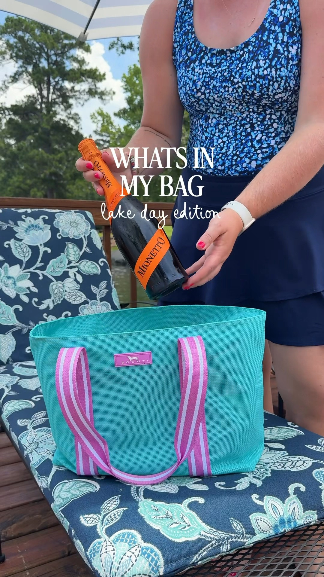 This scout bag is one of my favorites. From the lake to the beach to the pool and even running errands, it holds everything I need and more. Use code EMORAR for 15% off your order!