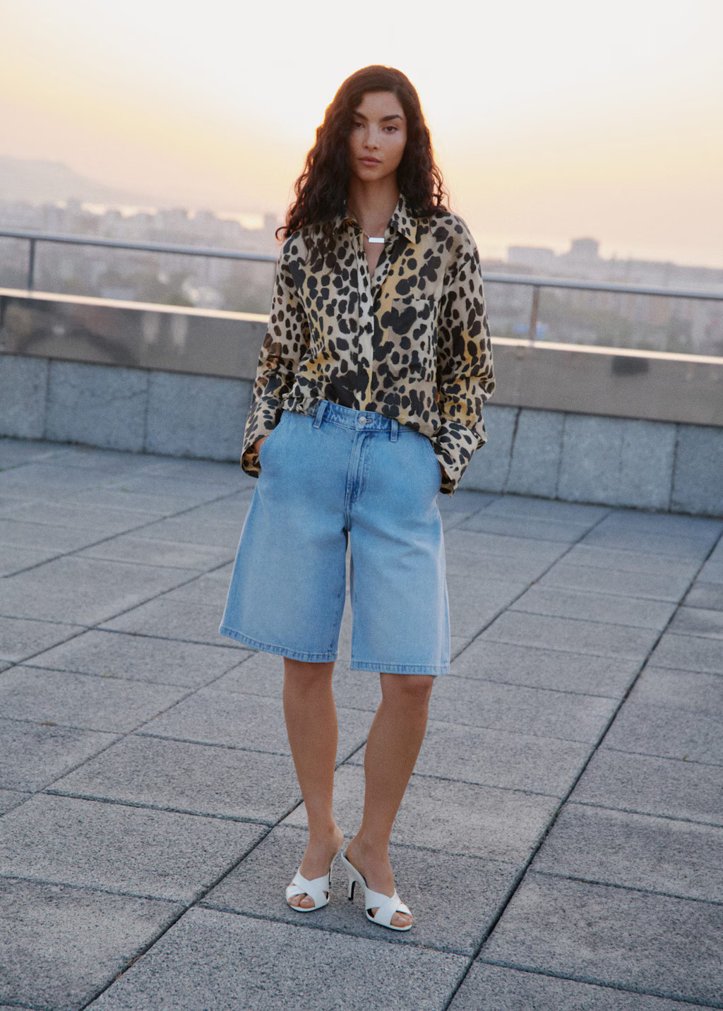 Leopard-print shirt with pocket black - Woman - 10 - MANGO | Mango (US/MX/AU)