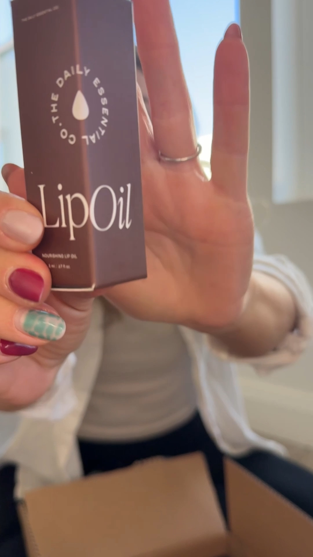 Unbox my Daily Essential Co package with me and use code - WHITLICHFIELD for 10% off at the daily essential co

#LTKselfcare #LTKBeauty