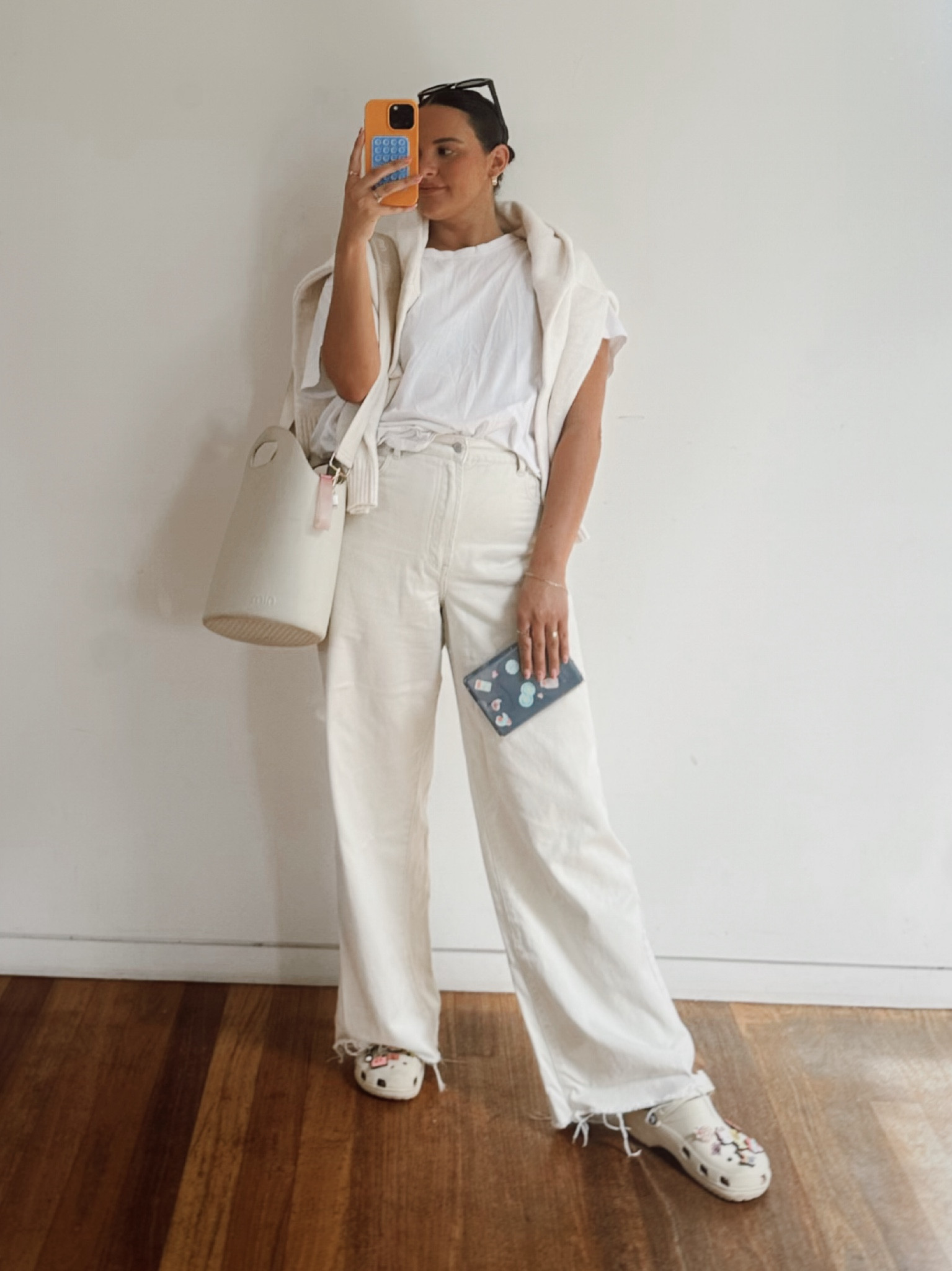 50 shades of Beige 👏🏼 
Tee - laneway the label JAYDE15 %
Jeans - Zulu&Zephyr
Shoes - Crocs
Bag - Nim the label NIMXJAYDE %
Knit - Cotton on 

#LTKstyletip #LTKaustralia #LTKSeasonal
