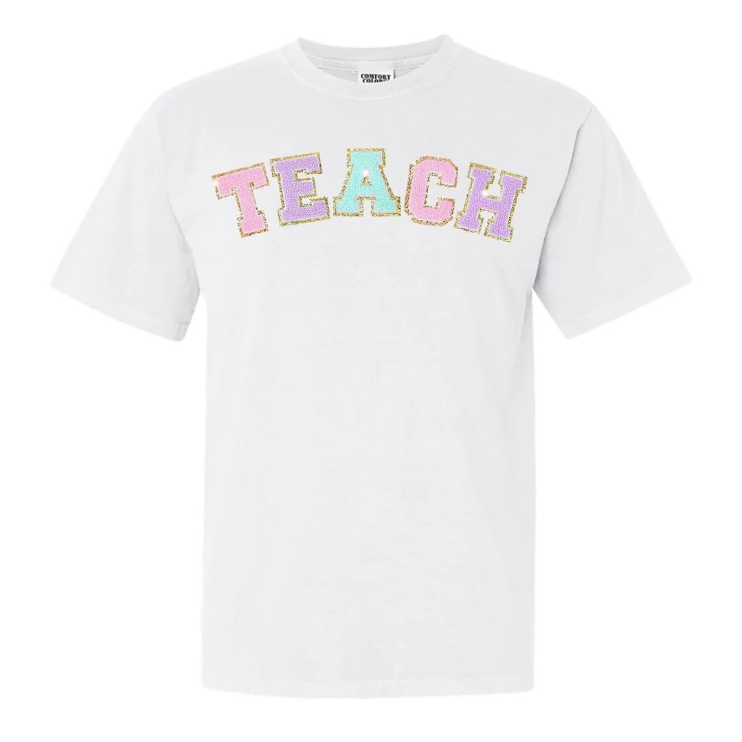 'Teach' Letter Patch T-Shirt | United Monograms