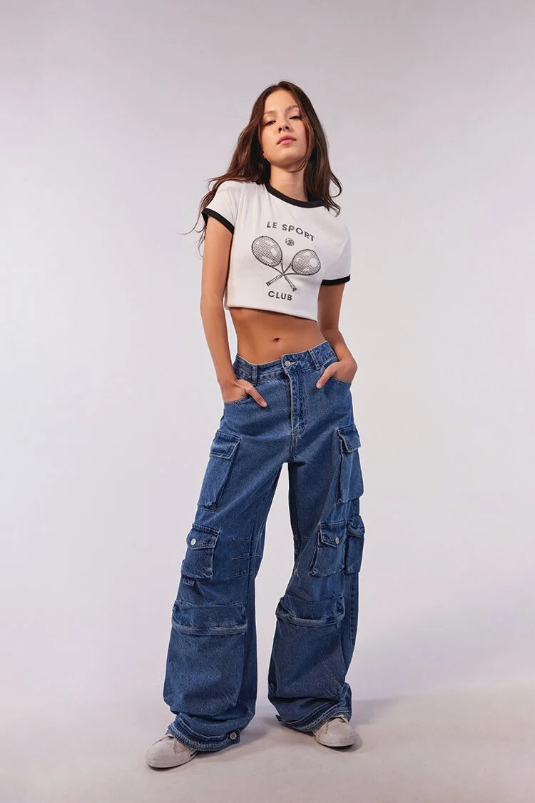 Women's Straight-Leg Cargo Jeans in Medium Denim, 29 | Forever 21