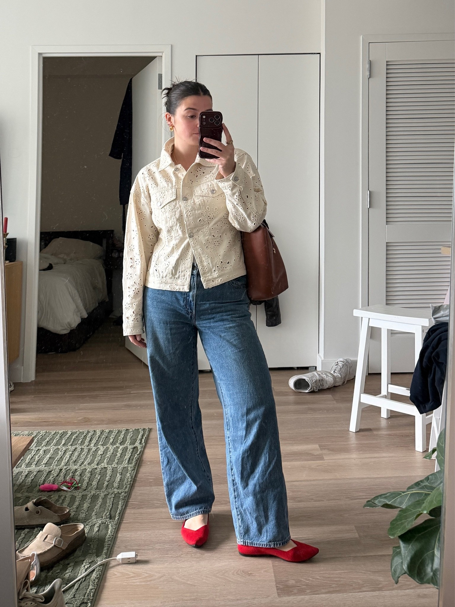 M top and 28 jeans!