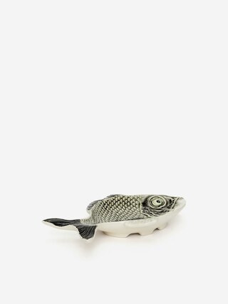 Fischförmige Platte von Bordallo Pinheiro, 27 cm | Arket EU