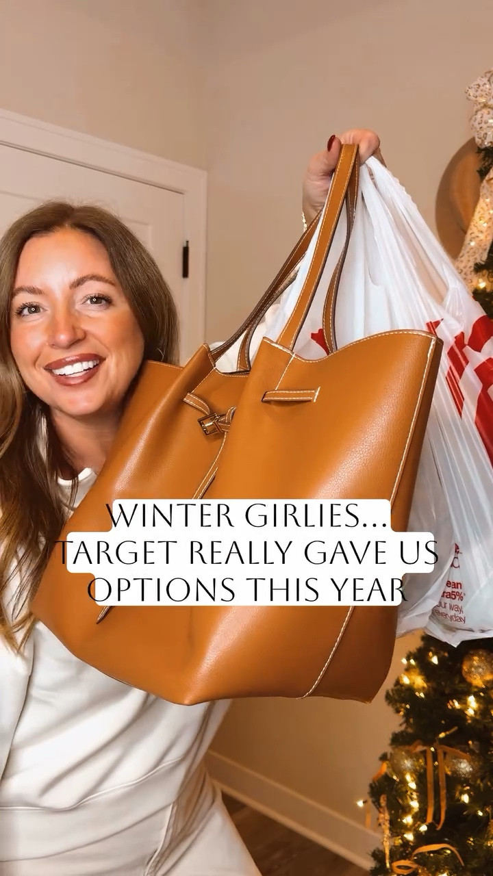 Winter girlies… Target really gave us options this year. 🤍✨
I found the cutest pieces — the viral teddy sweater, perfect 90’s denim, the softest ear muffs, an elevated little handbag, and the best designer-dupe fragrance… and somehow they all came together into the coziest winter look.

If you’re building your cold-weather wardrobe on a budget, these are such good finds. Target is in her soft-girl winter era and I’m not mad about it. 🤌🏼❄️

➡️ Everything is linked in my LTK
➡️ Comment “must have” and I’ll send you the links instantly

⸻

#TargetFinds
#WinterAesthetic
#CozyGirlStyle
#TargetStyle
#AffordableFashionFinds