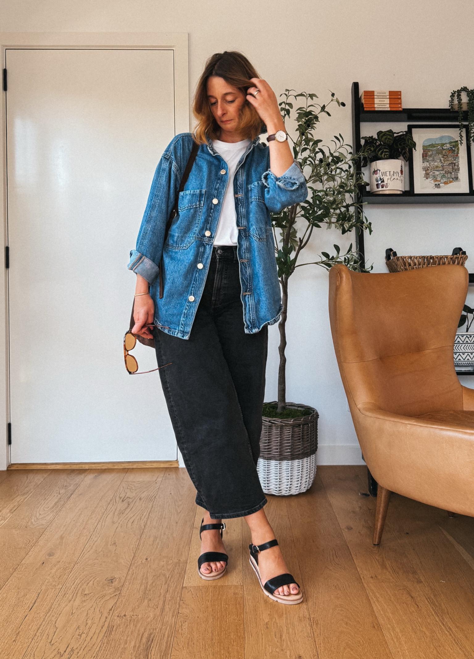 Tee - sized up wearing a medium 
Shacket - wearing a size 8. Tts 
Jeans - wearing my usual size 26 in standard length
Shoes - tts 

#LTKsummer #LTKaustralia #LTKworkwear