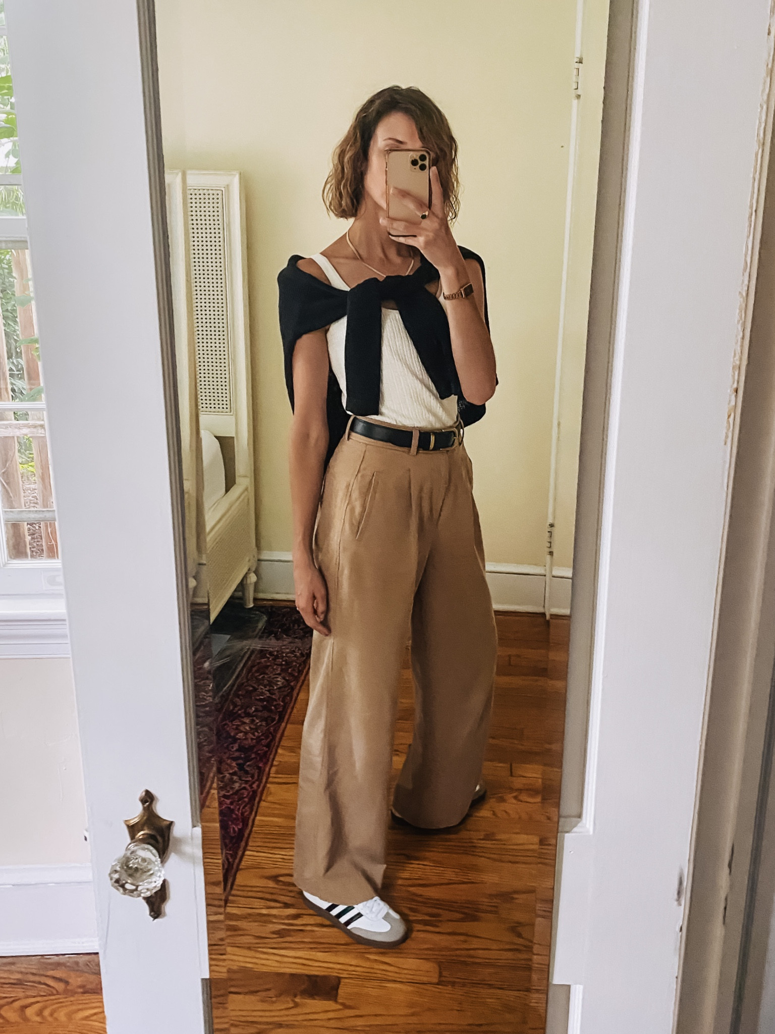 My go-to work pants are these oversized khakis - nice & breathable on hot days!

#LTKstyletip #LTKworkwear #LTKSeasonal