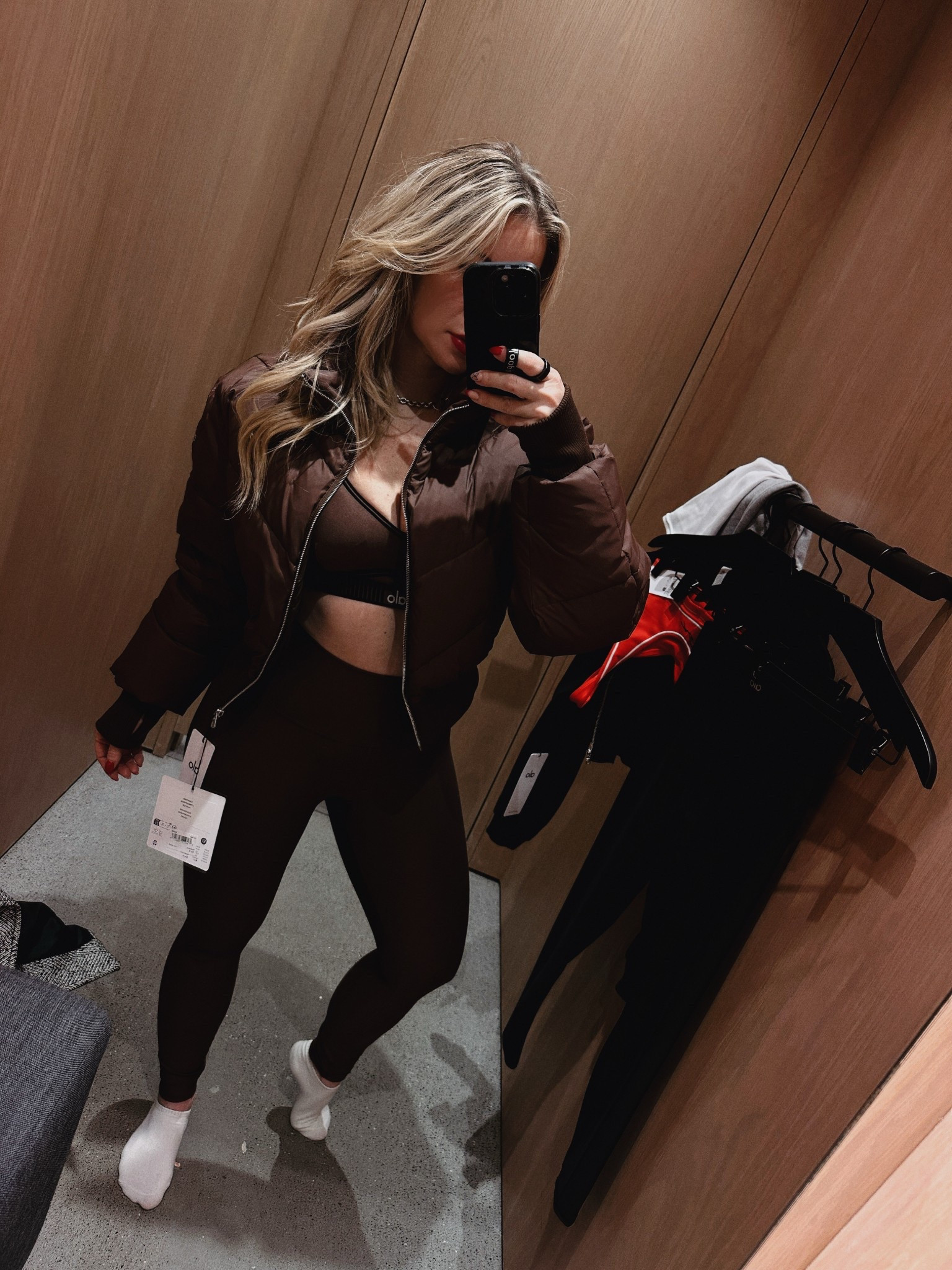 Alo yoga, teddy brown, athleticwear, chocolate 

#LTKGiftGuide #LTKfitnessgoals #LTKHoliday