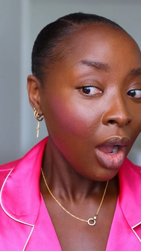 Is this pink too pink? Tried the new One/Size blush and girlllll it’s PIGMENTED 

#LTKfindsunder50 #LTKVideo #LTKbeauty