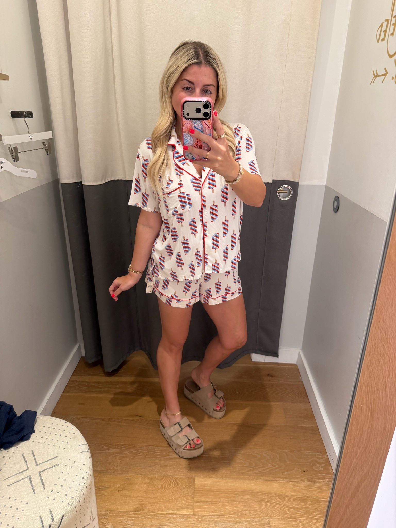 Real soft @Aerie pjs on sale
Size m

#LTKSaleAlert