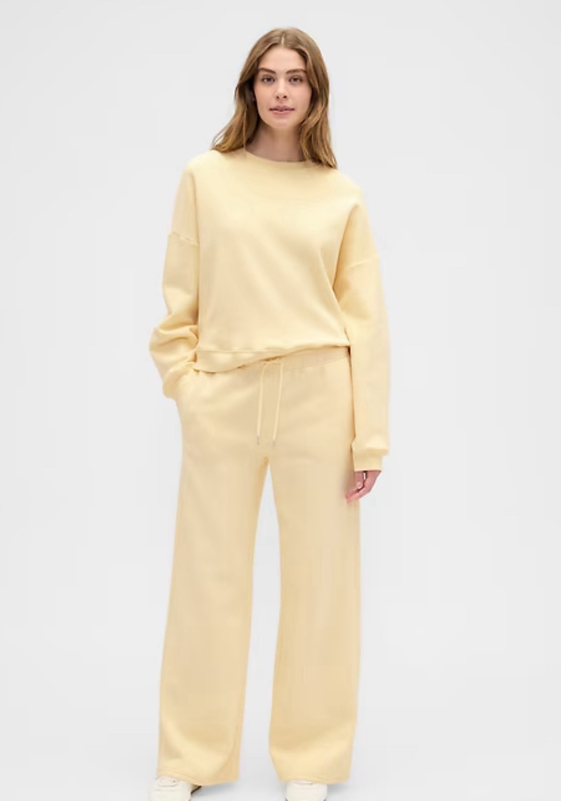 GAP sweatshirt and joggers 50% off!! 🚨

#LTKSaleAlert #LTKootd #LTKFindsUnder50