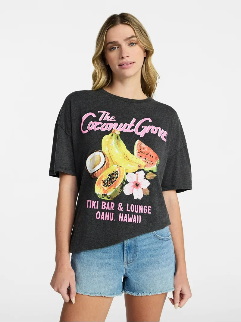 No Boundaries Washed Graphic Boyfriend Tee, Women's and Women's Plus | Walmart (US)
