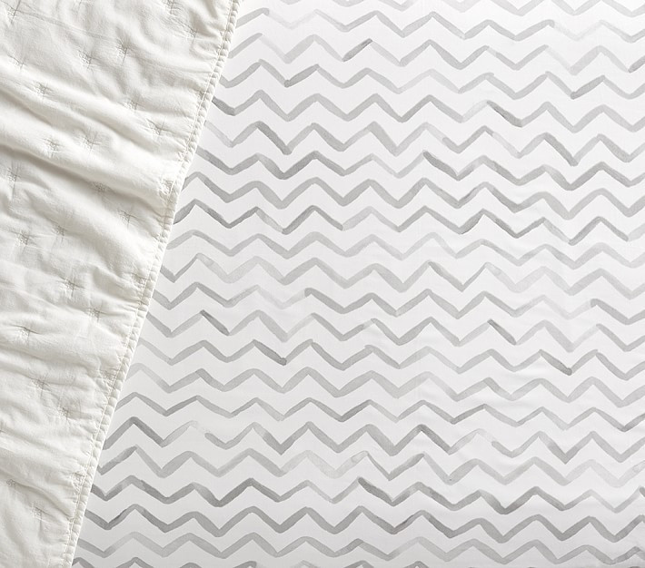 Organic Finley Chevron Crib Fitted Sheet, Crib Fitted, Gray | Pottery Barn Kids