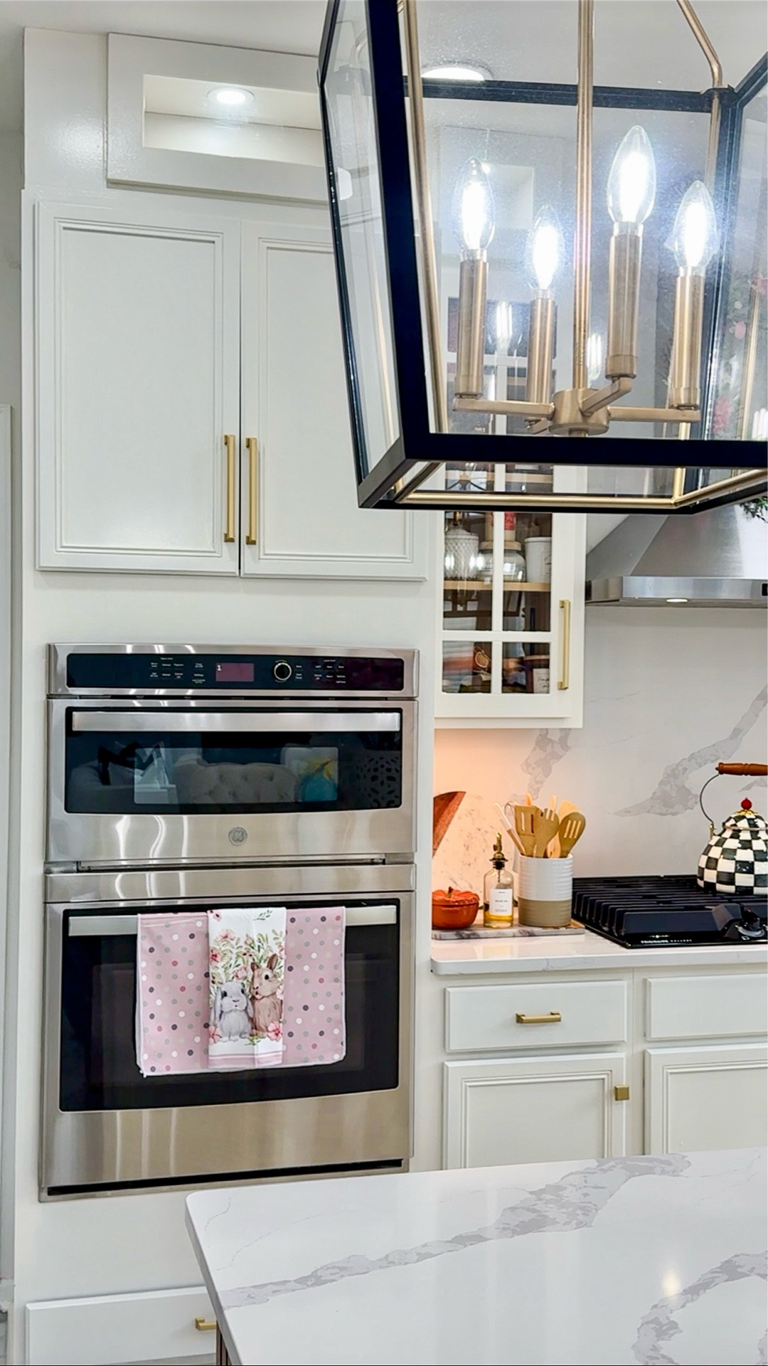 Quick kitchen refresh for the season 🌼🌷
Added few miniature like the Easter bunny 🐰, Easter egg tree 🥚, decorative towel and a nice cozy kitchen runner from @wayfair to add that warm and cozy feel ✨🙌 #wayfairPartner

#LTKHome #LTKSeasonal #LTKU