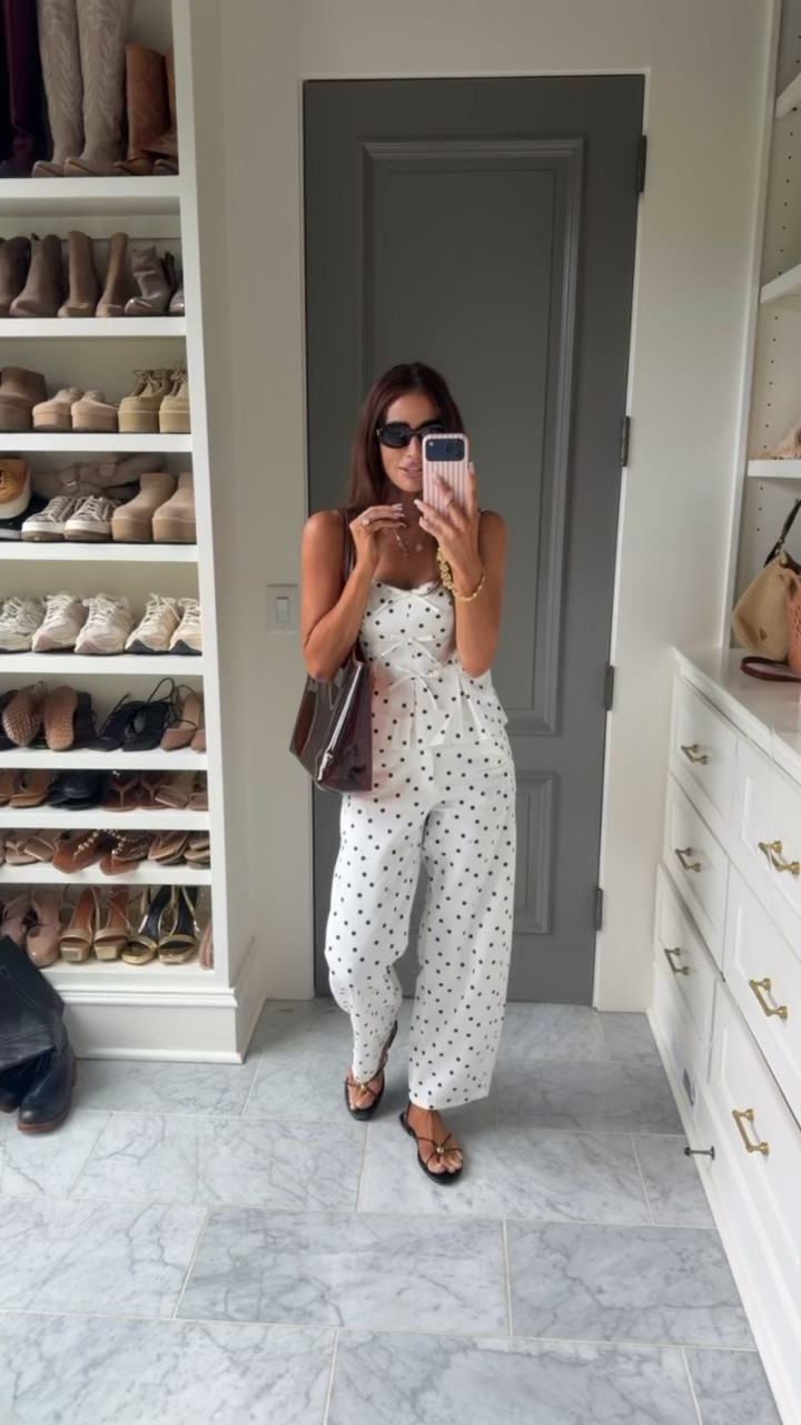 Jelly tote, summer outfit

#LTKootd #LTKdayinmylife #LTKgrwm
