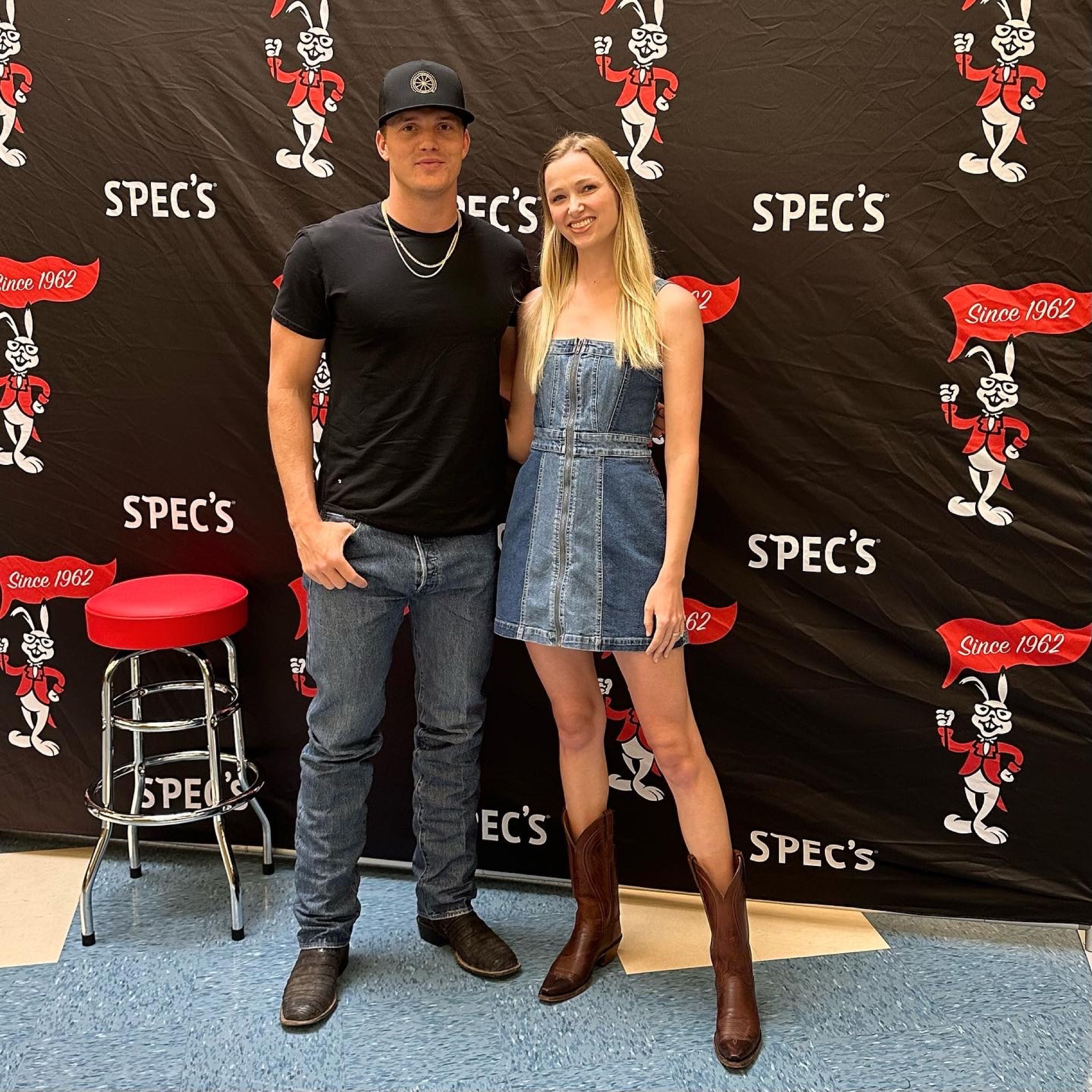 Parker McCollum 
Country concert
Denim dress
Target style 
Cowboy boots 
Lucchese 

#LTKSeasonal #LTKstyletip #LTKshoecrush