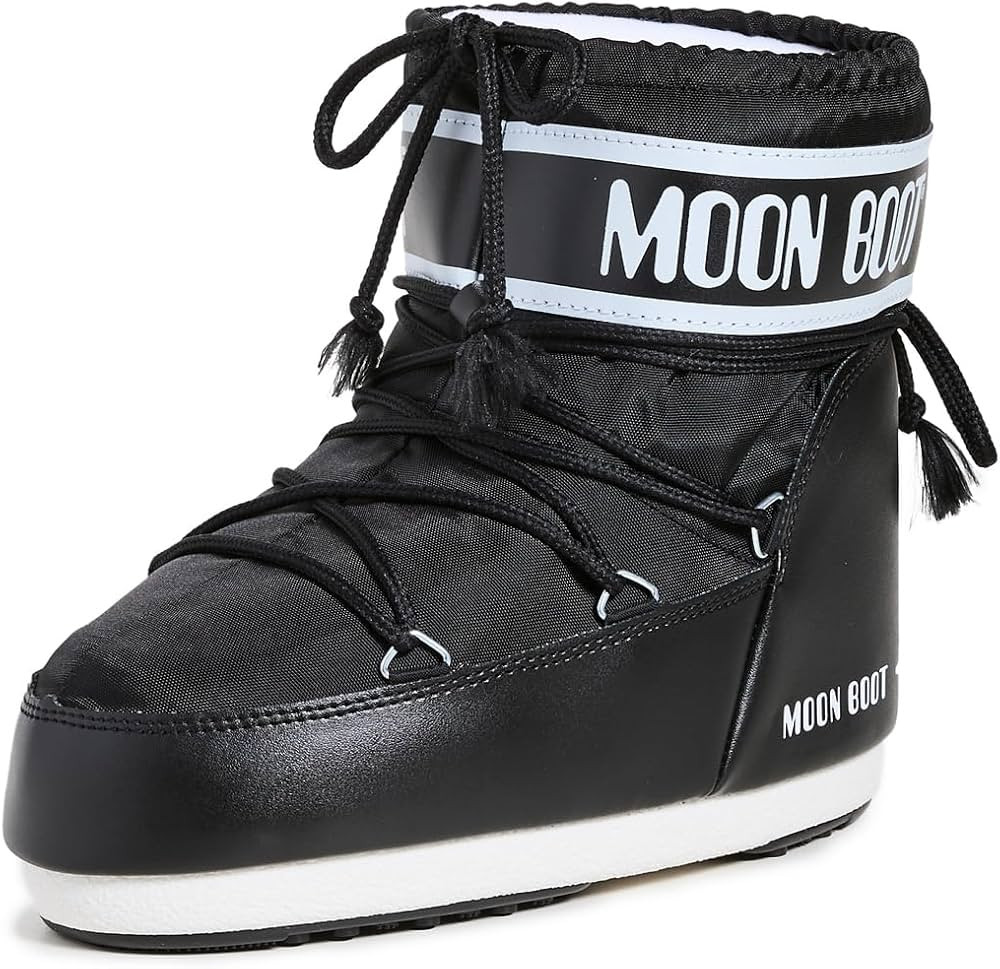 Amazon.com: Moon Boot, Icon Low Nylon Insulated Slip On Unisex Snow Boots, 5.5-7 Women/4.5-6 Men,... | Amazon (US)