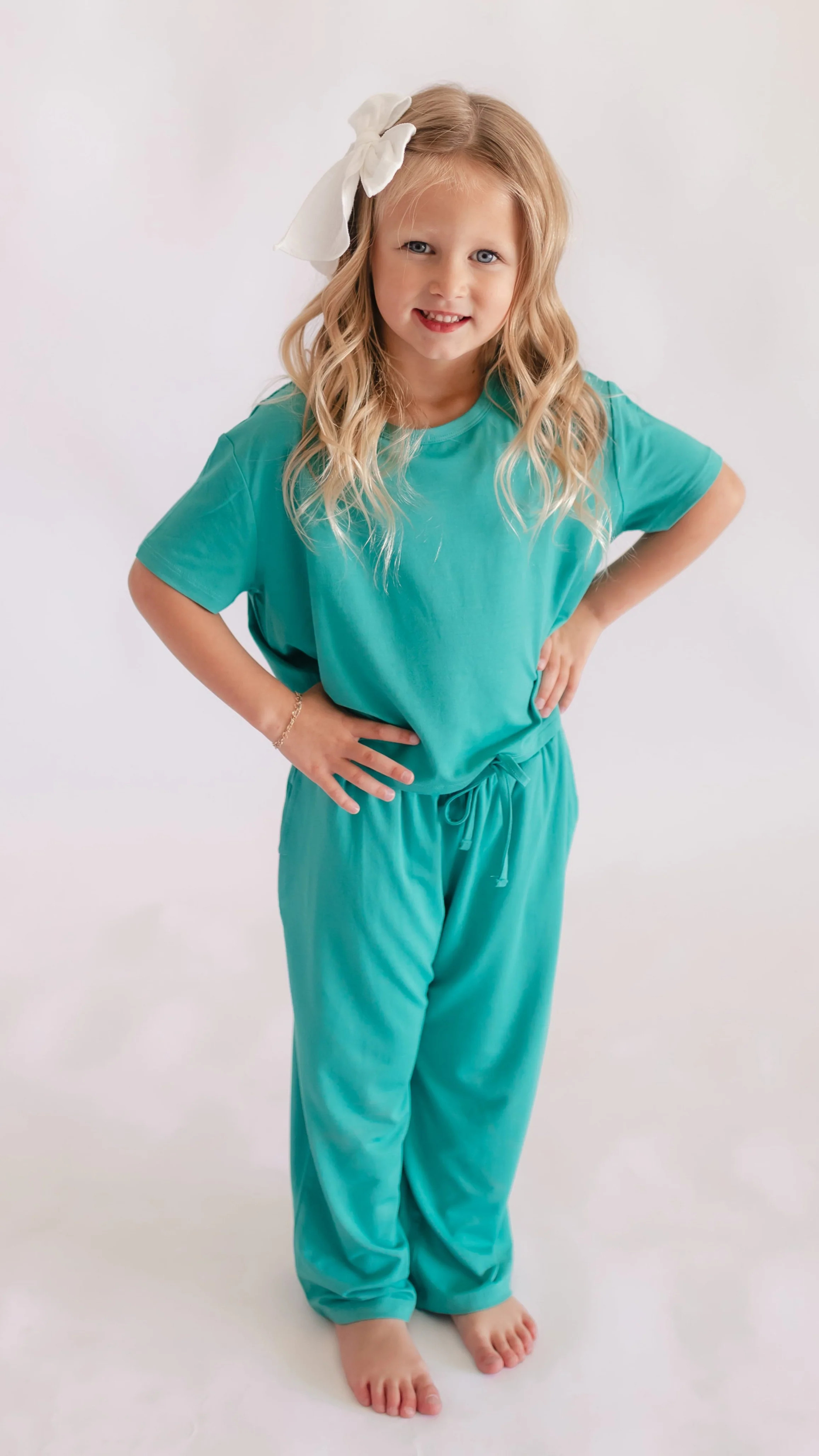 Girl's T-Shirt and Pants Set in Teal | Silks Design