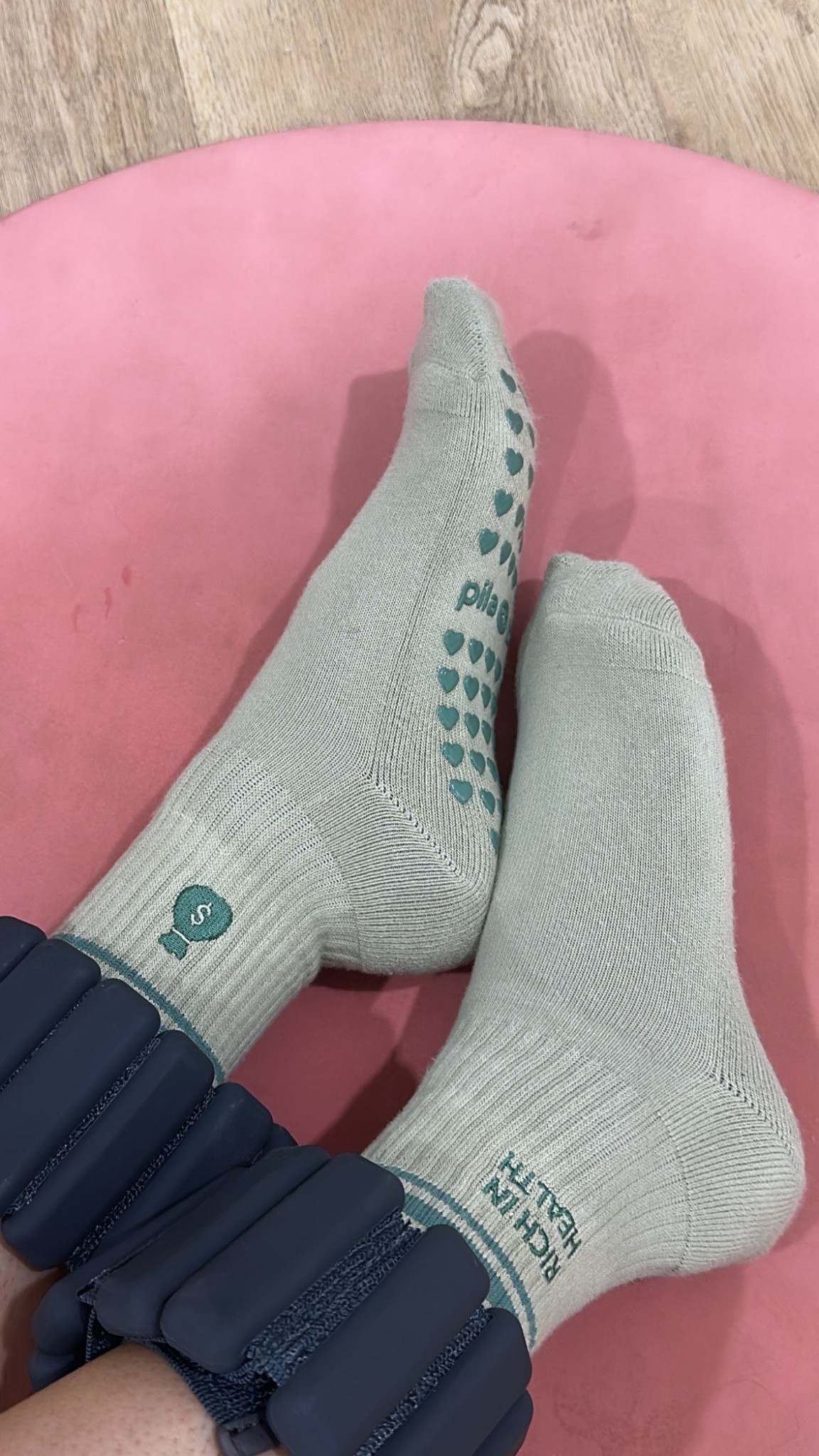 Health is your greatest investment — but looking cute while you earn it? That’s just smart money.
The Rich in Health Grip Socks are designed in the shade of a dollar bill, complete with “Rich in Health” on one side and a money bag embroidery on the other. They’re a playful reminder that the real flex is feeling good.
Made with premium cotton and our signature non-slip grips, these socks keep you steady from Pilates to payday. @pilla-barre 

#LTKootd #LTKfitnessgoals #LTKActive