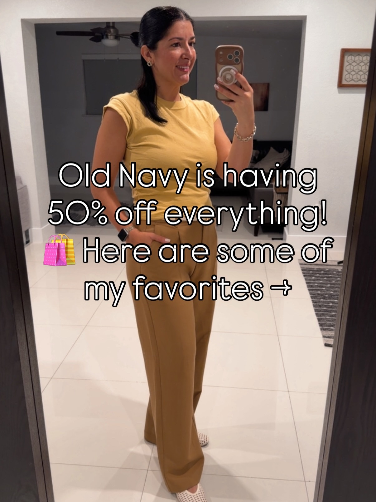 Who doesn’t love a good sale? I’ve been loving these Old Navy pieces and they’re almost all under $25! Which one is your favorite? 🫶🏼 

#OldNavyStyle #OOTD #StyleInspo #SaleFinds #TeacherStyle 