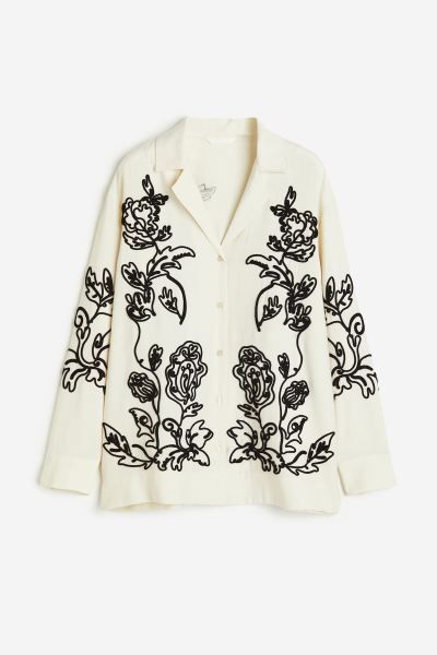 Oversized embroidered shirt | H&M (DE, AT, CH, DK, NL, NO, FI)