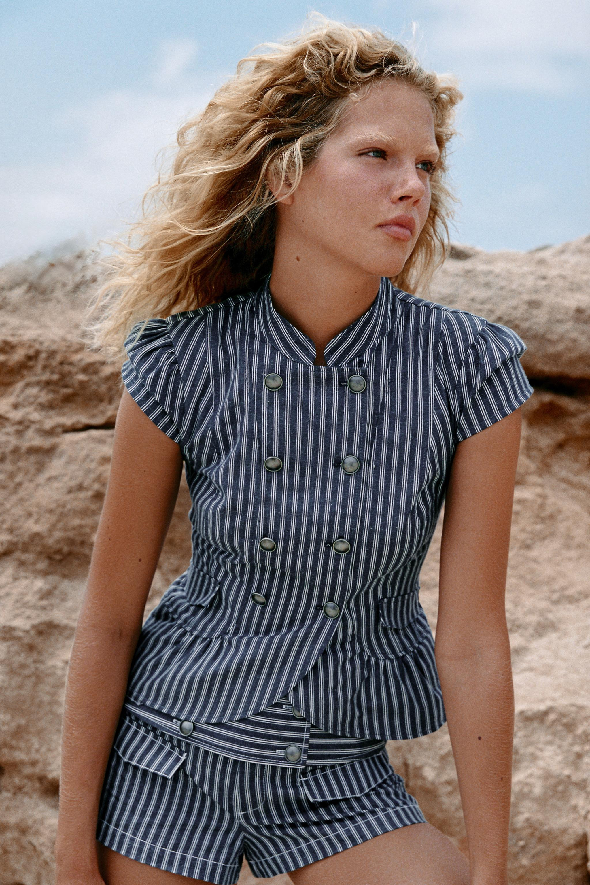 STRIPED BUTTON-UP TOP | Zara NL