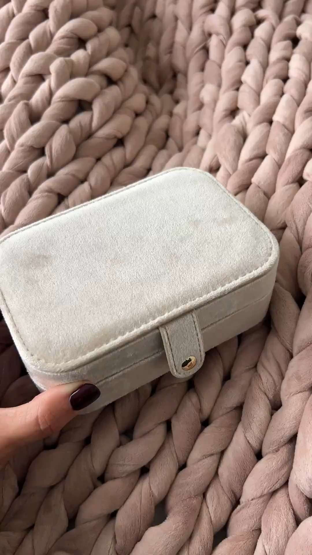 For the travel girlies ✈️ — this small travel jewelry case keeps your favorite pieces organized and tangle-free on every trip. Chic, compact, and perfect for tossing in your carry-on. It’s such a great gift idea for anyone who loves to travel in style. 

 #LTKGiftGuide #LTKFindsUnder50 #LTKTravel