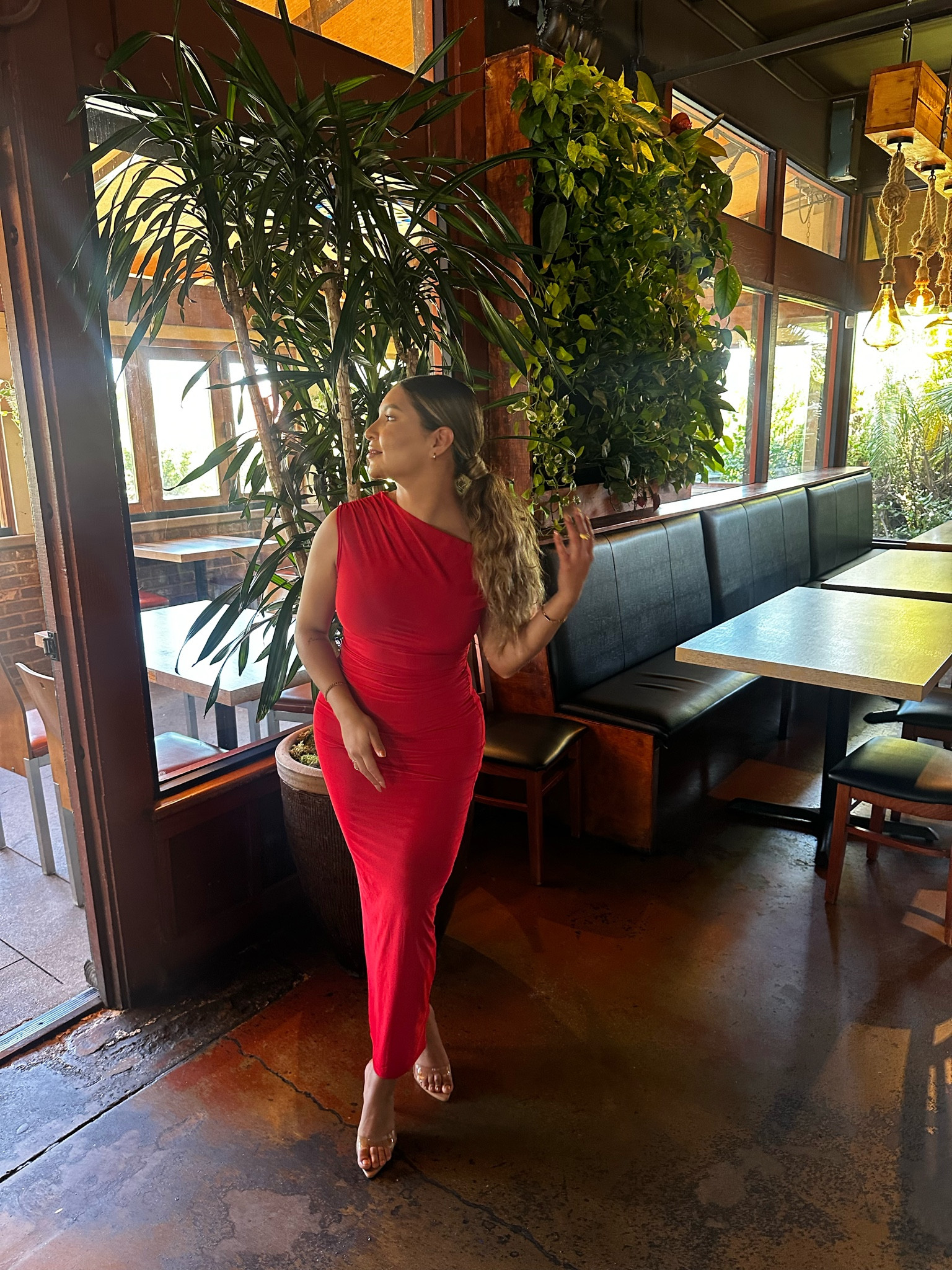the perfect red dress 

#LTKStyleTip #LTKGiftGuide #LTKFindsUnder100