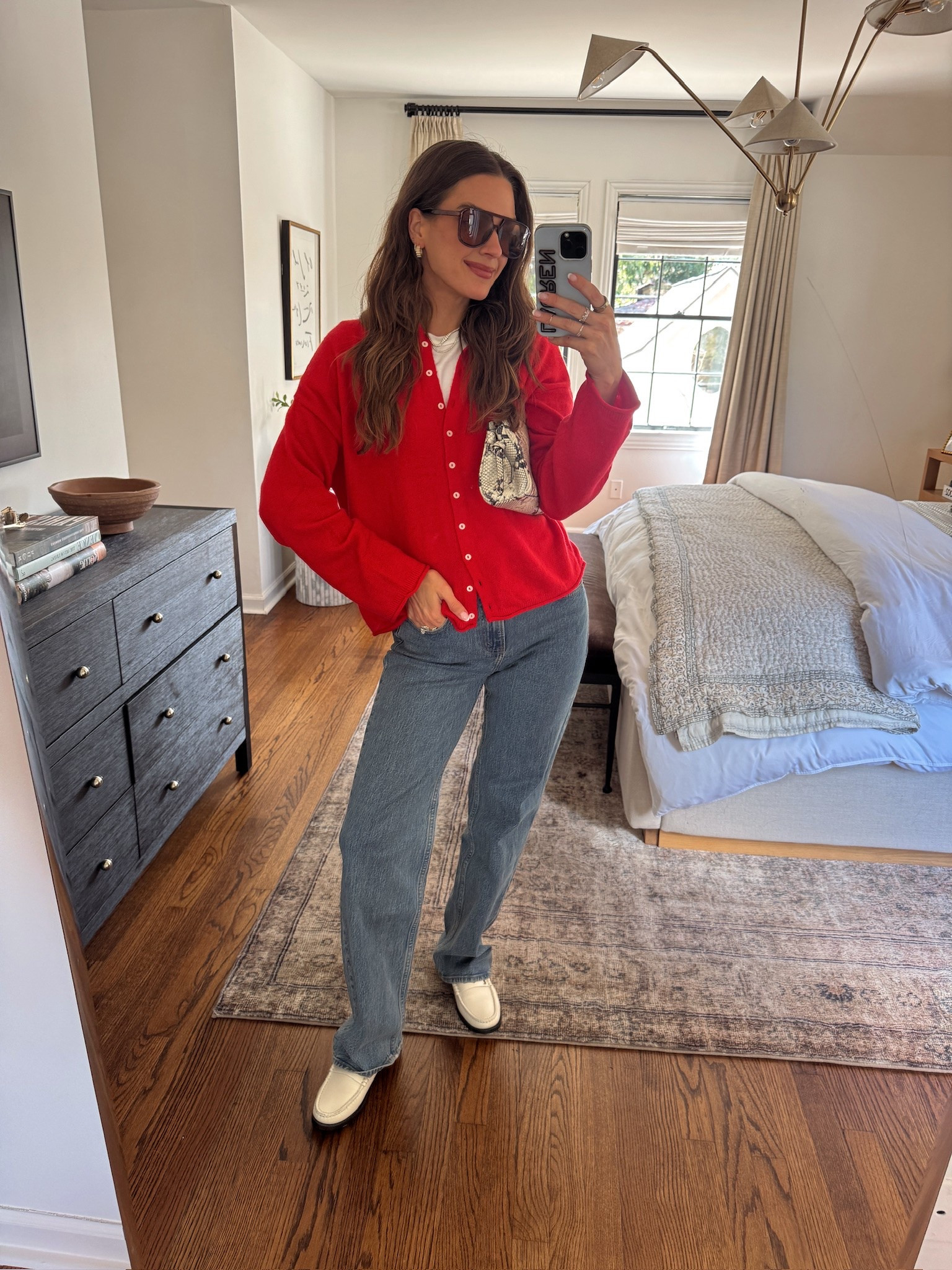 AF HAUL 🤎🍂 new pieces for the season (Small sweater & 25R Jeans)

#LTKootd #LTKSeasonal

Comment SHOP below to receive a DM with the link to this post on my LTK ⬇ https://liketk.it/6nG5Q