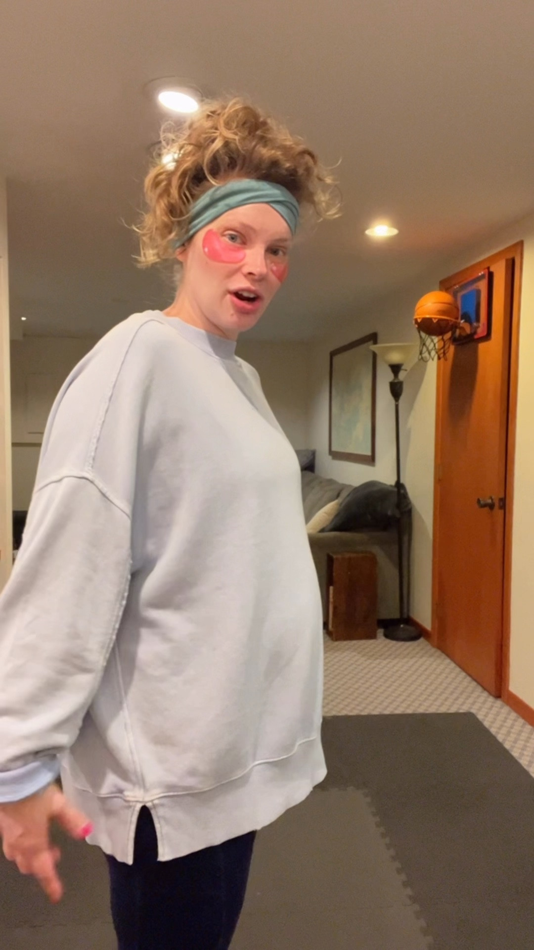 Workout fit of the day @ 27 weeks 3 days! I can’t believe we are inching closer to the third trimester… what is HAPPENING?! 

#LTKFindsUnder50 #LTKBaby #LTKBump