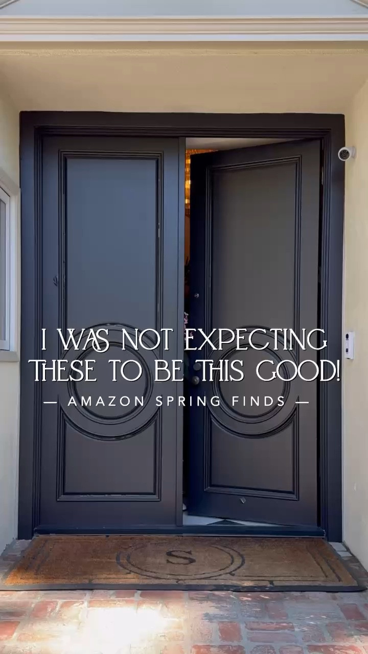 Spring refresh but make it zero maintenance 
These faux outdoor plants seriously surprised me… I was not expecting them to look this real. No watering, no fading, no drama — just instant curb appeal. 

#LTKHome #LTKSeasonal #LTKvlog