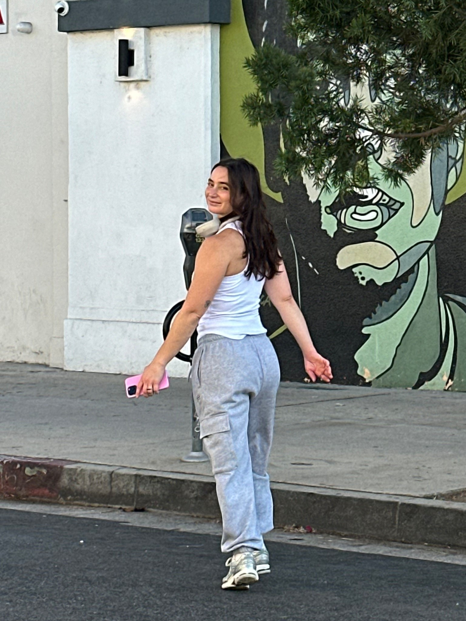 these fabletics sweats are so comfortable 

#LTKSeasonal #LTKFindsUnder100 #LTKActive