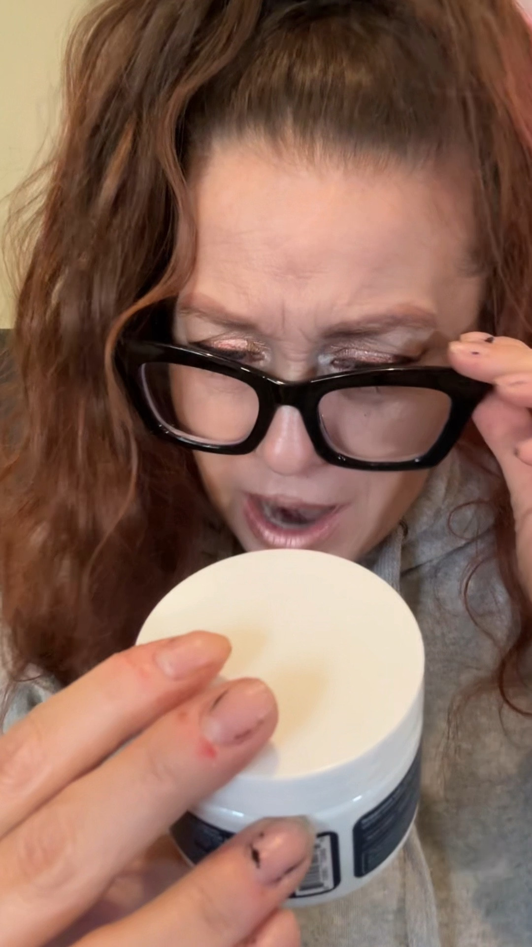 Bloating after meals? I keep a mint that does more than freshen breath. 🌿✨
Zenwise Health Digestive Enzyme Breath Mints are berry-flavored chewables with digestive enzymes I pop after eating to help my stomach feel lighter and more comfortable.
Gut support + fresh breath in one little tablet? These live in my bag. 

#LTKstorytime #LTKselfcare #LTKOver40