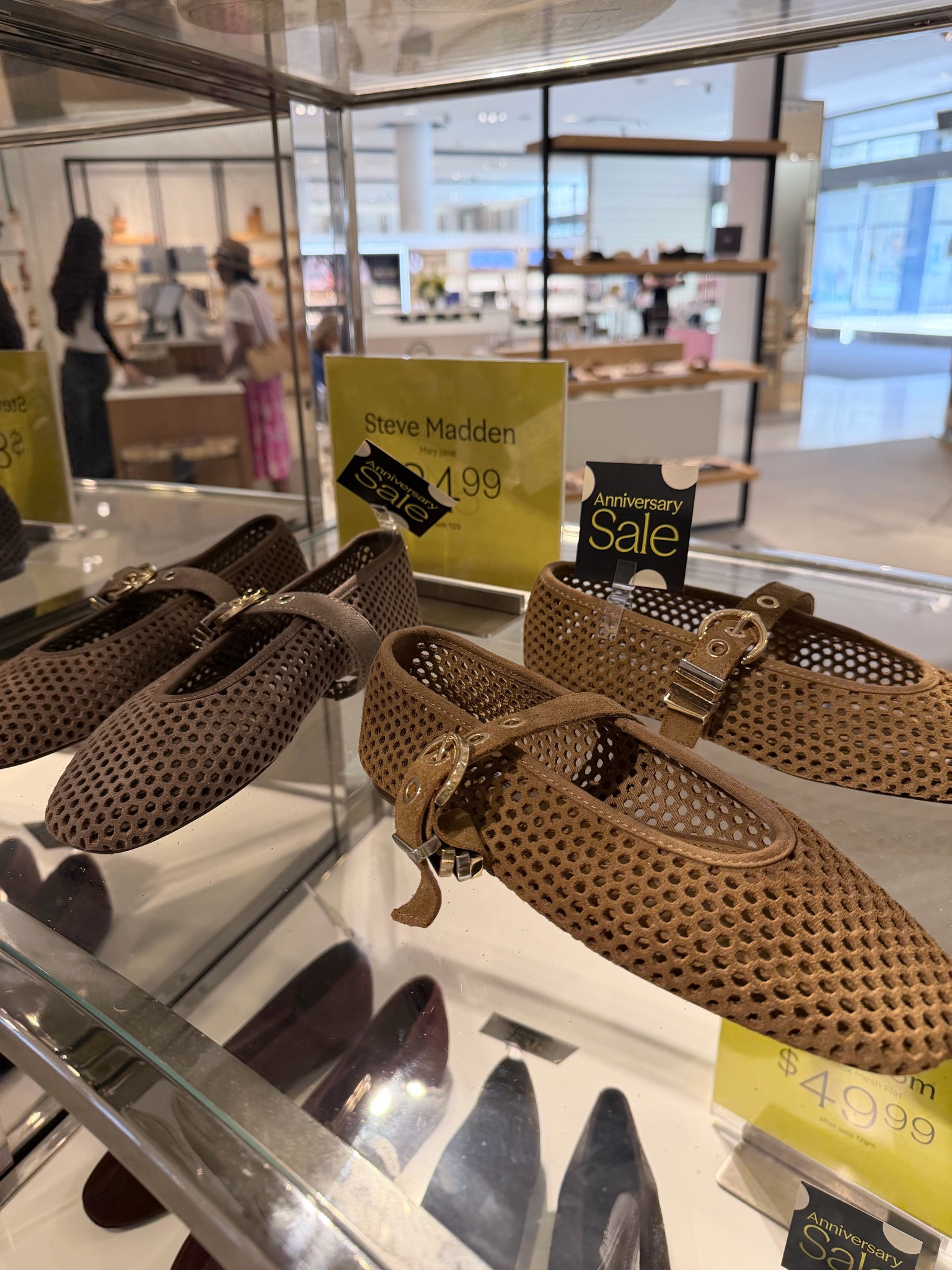 Nordstrom Anniversary Sale! 

I had these Steve Madden flats on my nsale wish list and they are super cute in person! They do run big, so I had to size down a 1/2 size! These are also available in a few different color options!

#LTKSaleAlert #LTKTravel #LTKOver40