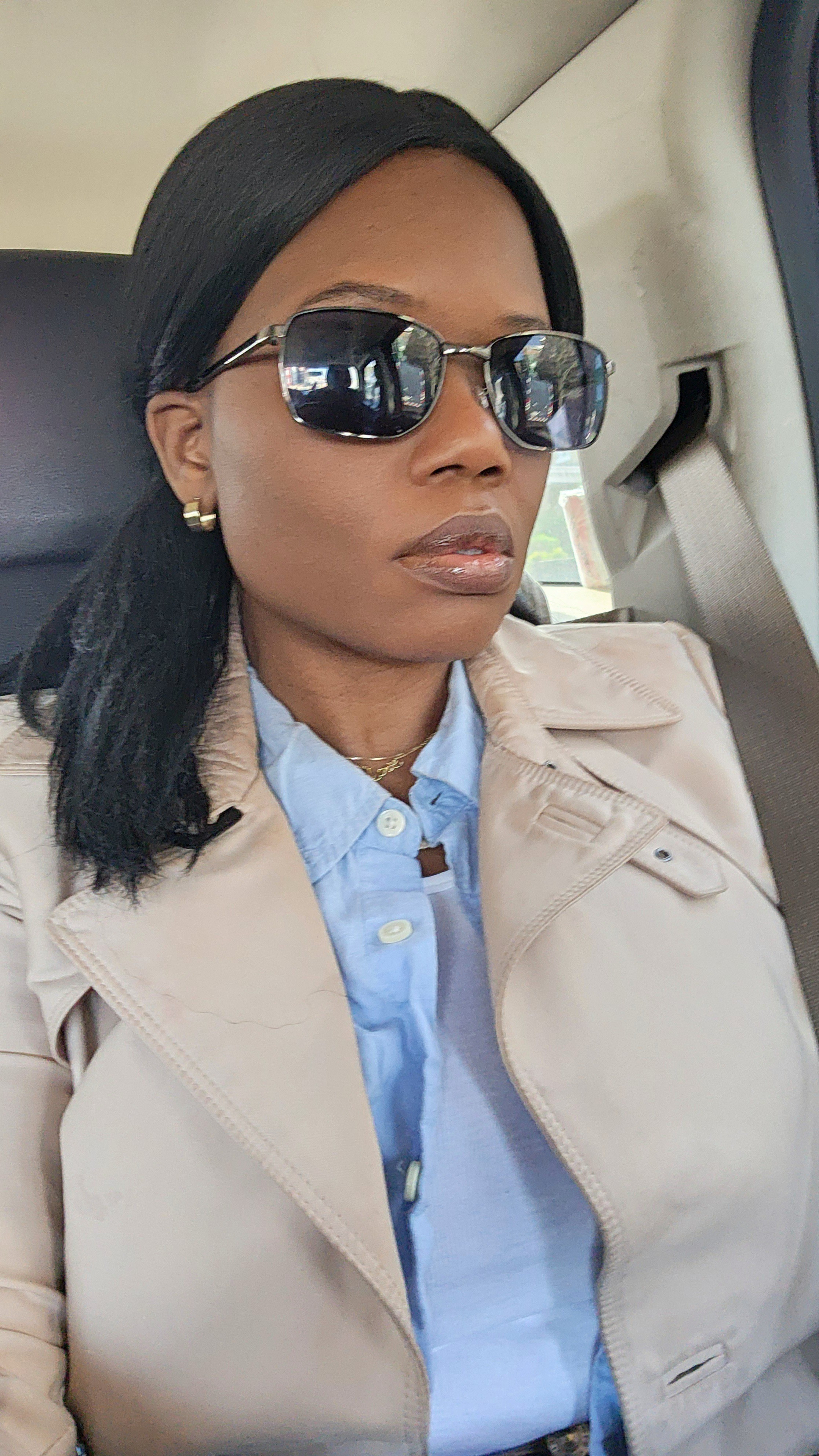 Smooth skin natural makeup look with ELF Cosmetics camo cc cream, lip oil and cream lip liner

#LTKBeauty #LTKdayinmylife