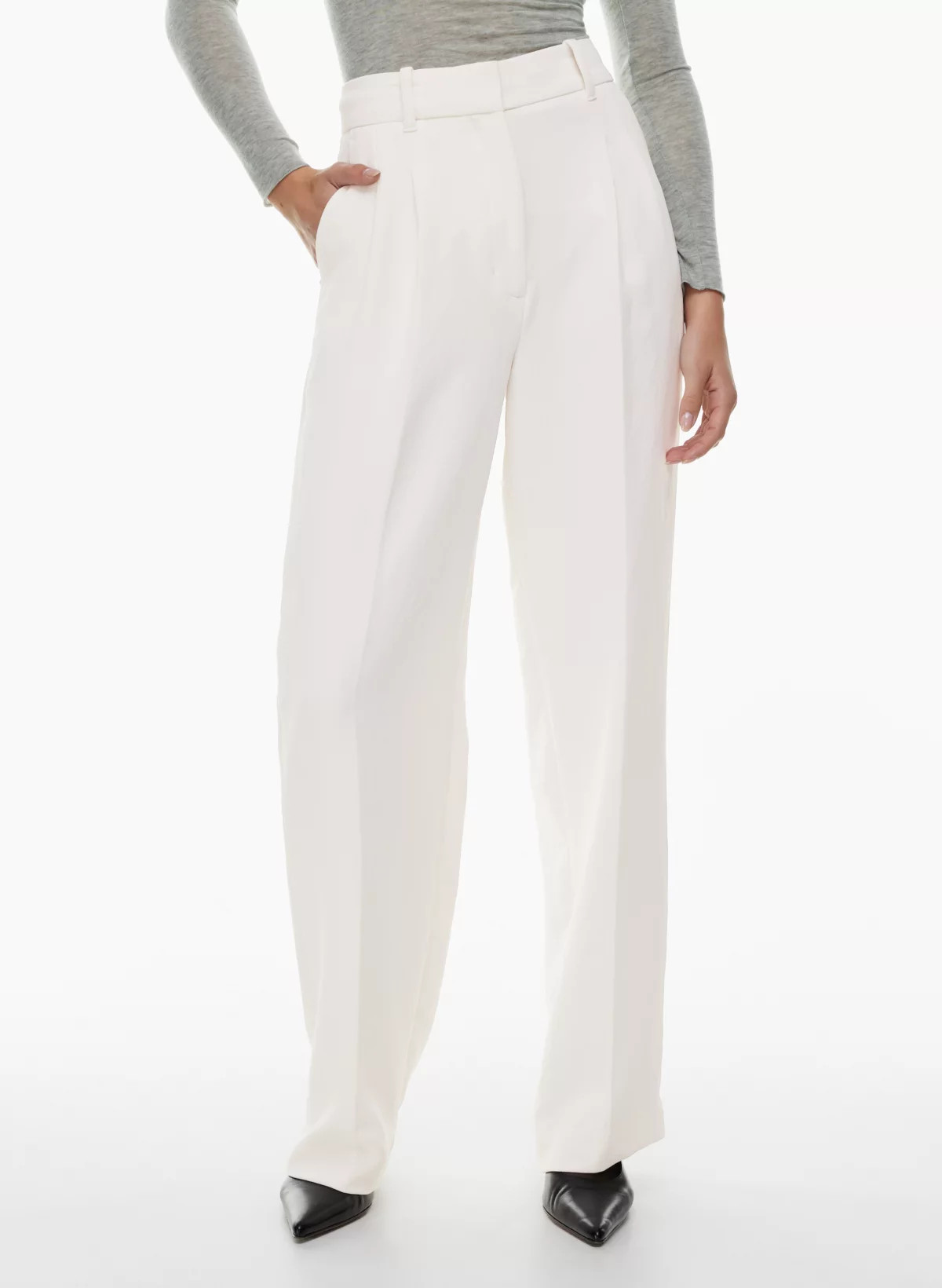 THE EFFORTLESS PANT™ | Aritzia
