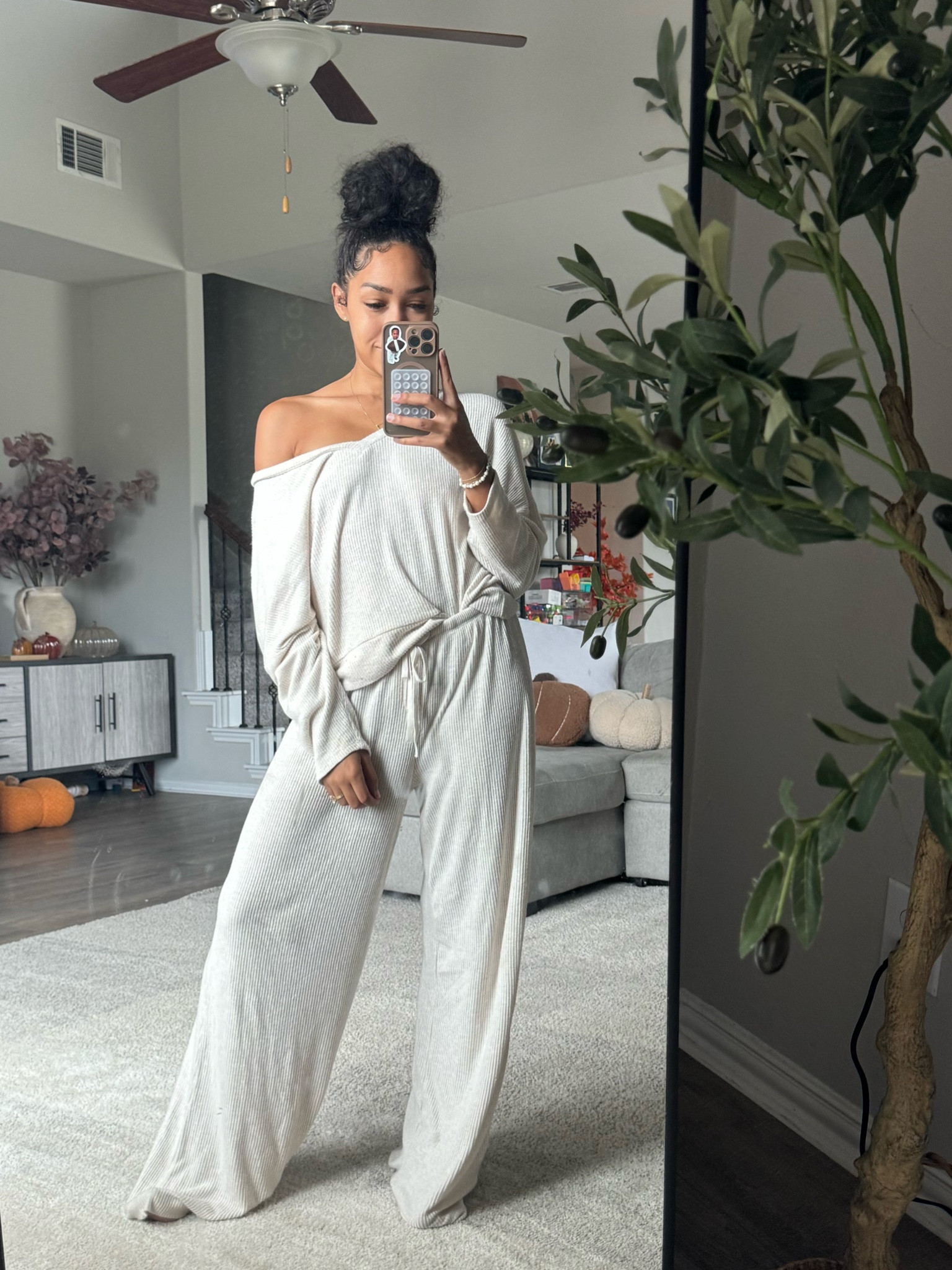 Cozy ribbed loungewear  