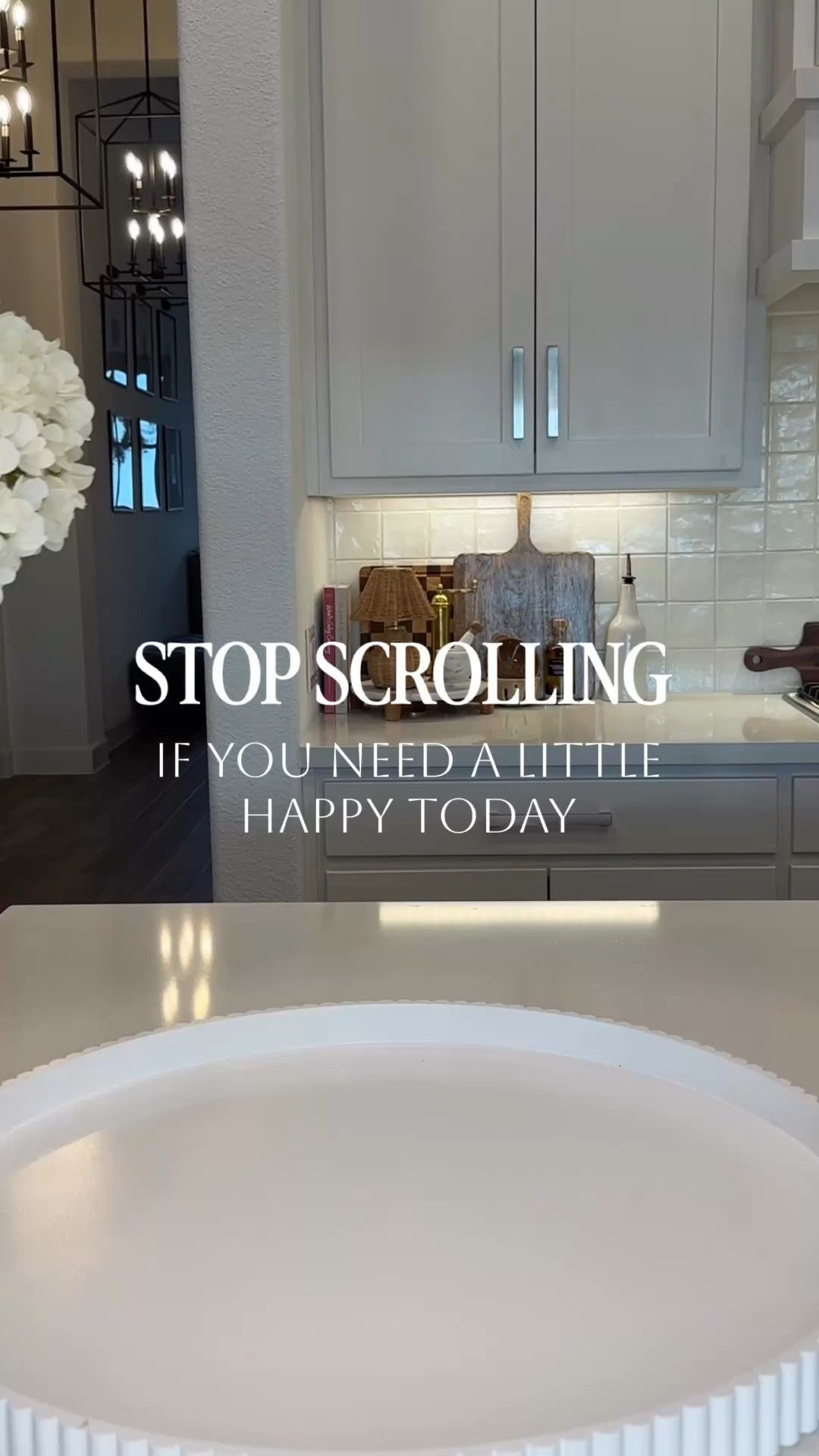 Stop scrolling if you need a little happy today 💛
Unpopular opinion… every home needs a pop of yellow ☀️
I know it’s not everyone’s go-to, but this tray completely changed the feel of this space—light, fresh, and instantly more cheerful. And the best part? So many of these pieces are from HomeGoods 🙌🏼
You don’t have to spend a lot to create something that feels high-end and styled… sometimes it’s just mixing the right textures, a few favorites, and a color that makes you smile 😊 
So tell me… are you adding yellow to your home or skipping it? 
#Homedecor #TrayStyling #SpringDecor #YellowDecor #HomeGoodsFinds #CheerfulHome #SimpleStyling

#LTKHome