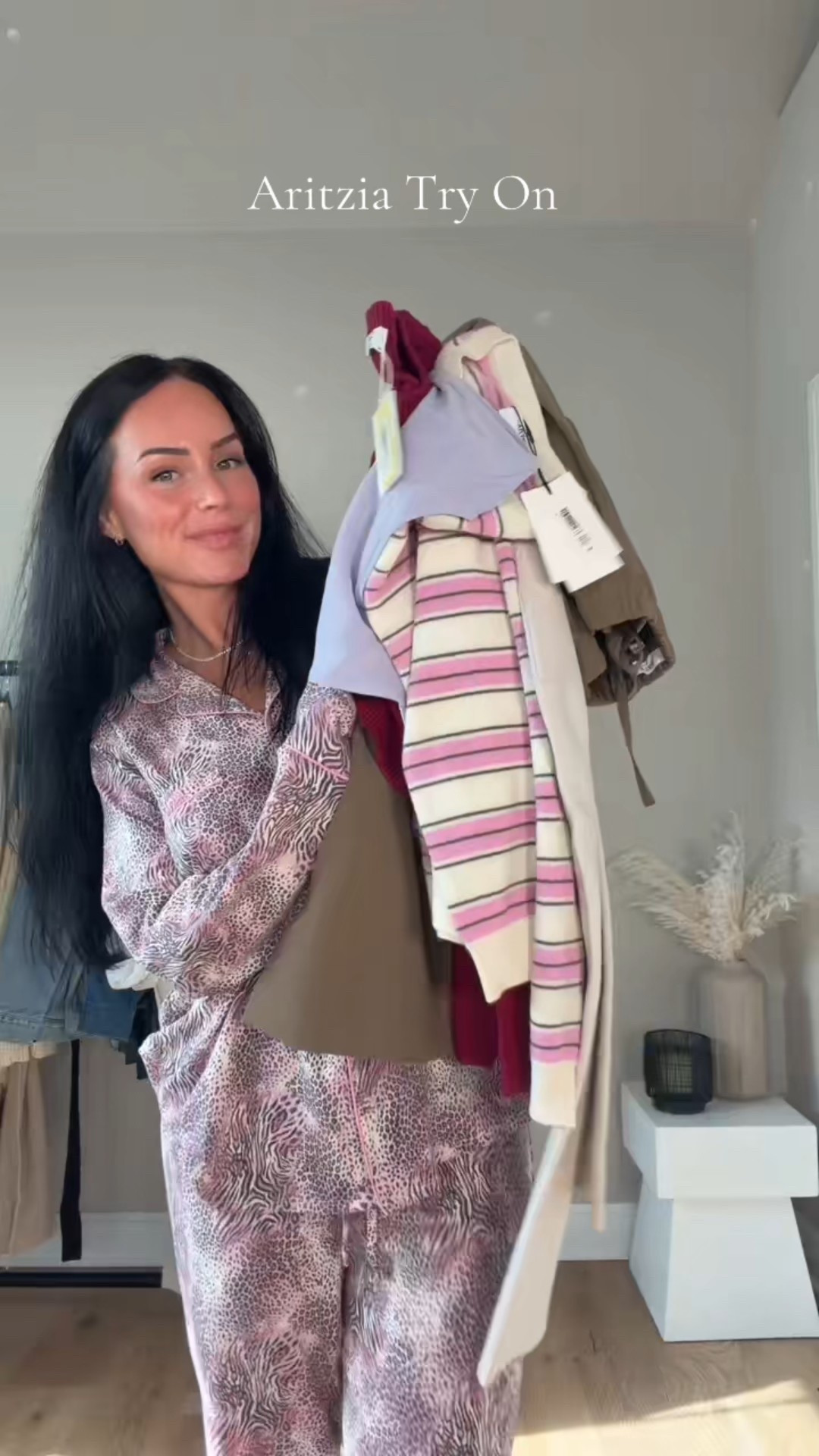 @Aritzia new arrivals trying 🫶🏻

My sizing 5’7, 145lbs, 32dd 

#LTKootd #LTKgrwm #LTKU