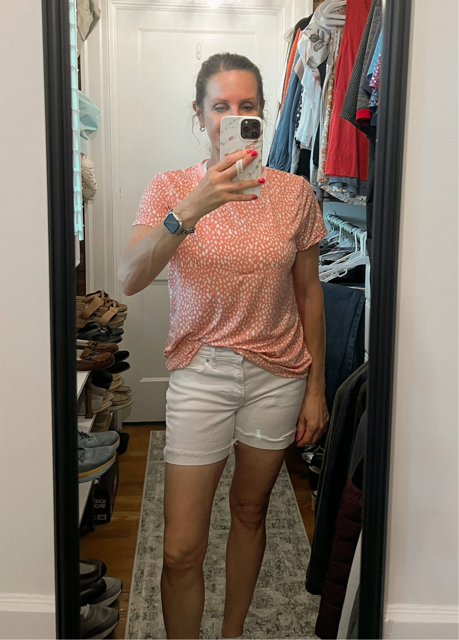 This t-shirt is lightweight and perfect for the summer 

#LTKStyleTip #LTKOver40 #LTKFindsUnder50