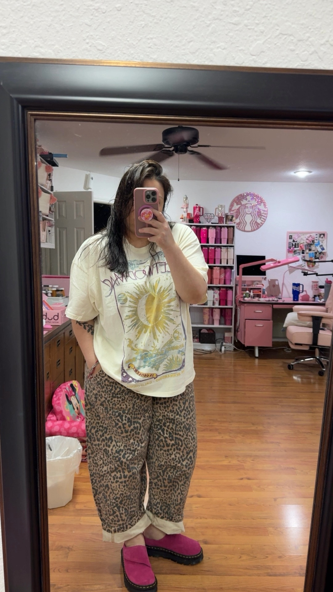 Love these pants from GAP they are drawstring and the perfect print. Pairing it with an overside daydreamer TEE and my docs. Let’s hit the rainy streets  

#LTKOver40 #LTKMidsize #LTKvlog