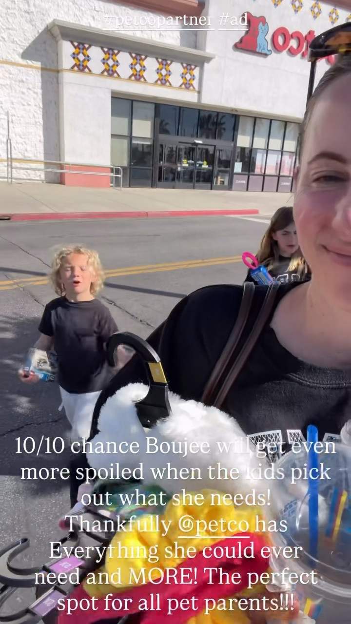 Our go-to for all things boujee = Petco 🐶✨
@petco 
#petcopartner
#ad 