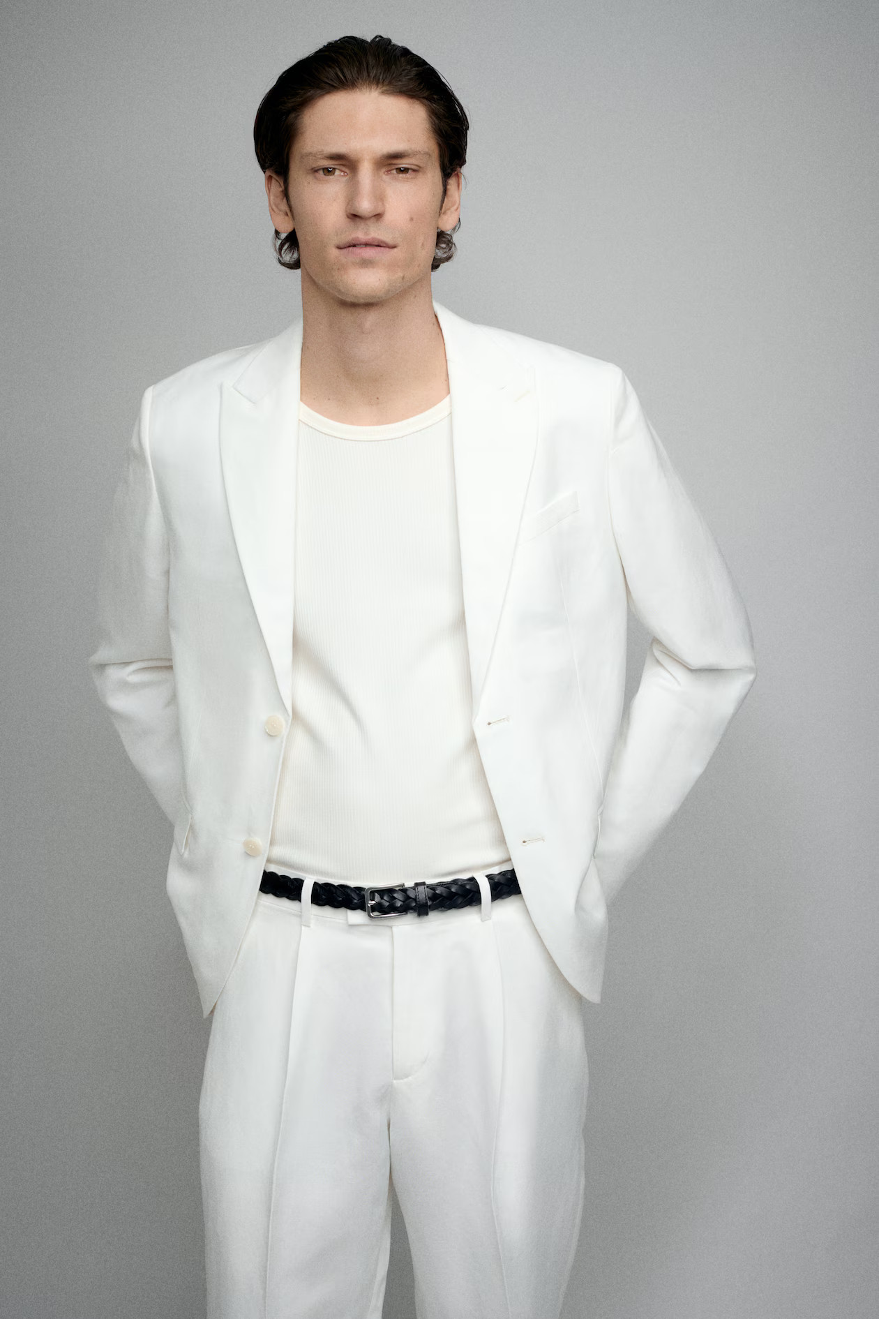 Regular Fit Linen-blend jacket | H&M (UK, MY, IN, SG, PH, TW, HK)